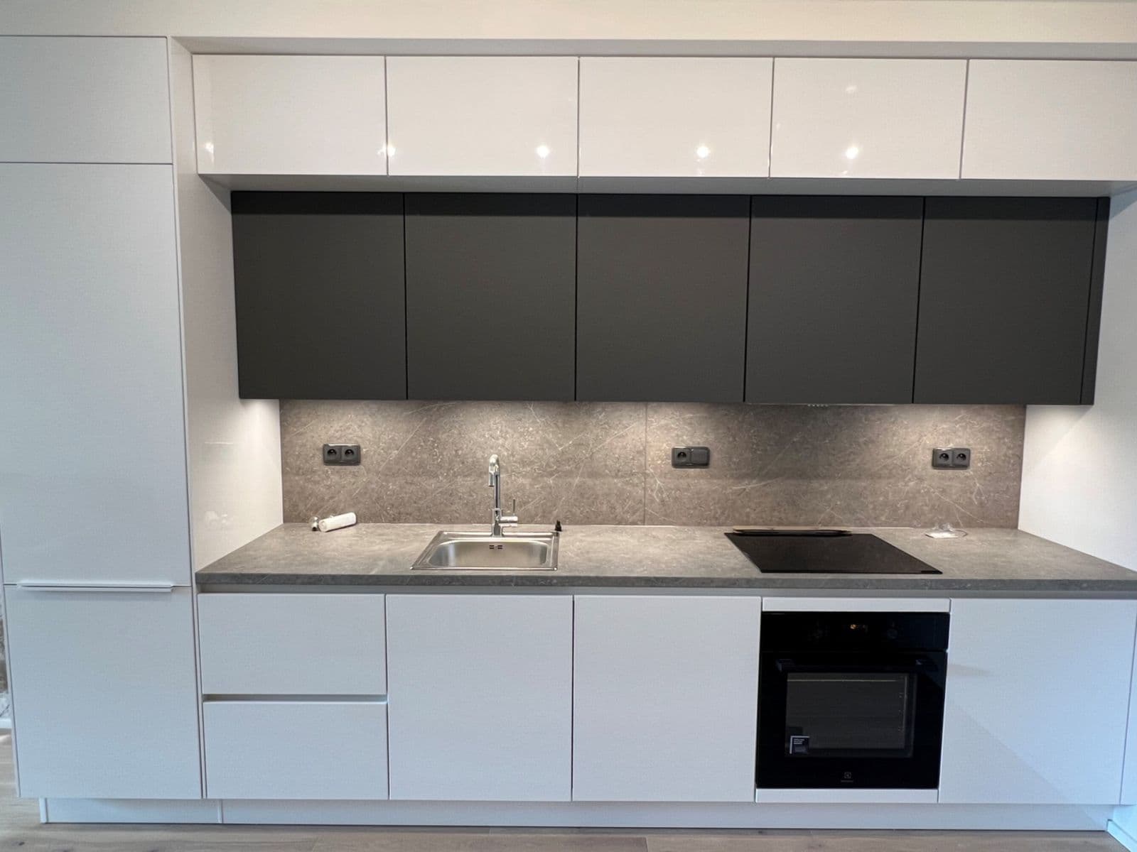 Pronájem bytu 2+kk 60 m², Radimova, Praha, Praha Pronájem bytu 2+kk 60 m², Radimova, Praha, Praha