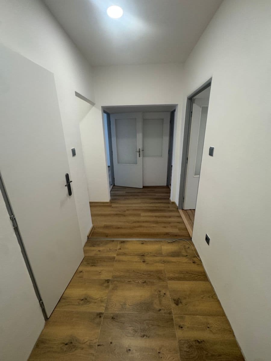 Prodej bytu 3+1 74 m², Výškovická, Ostrava, Moravskoslezský kraj Prodej bytu 3+1 74 m², Výškovická, Ostrava, Moravskoslezský kraj