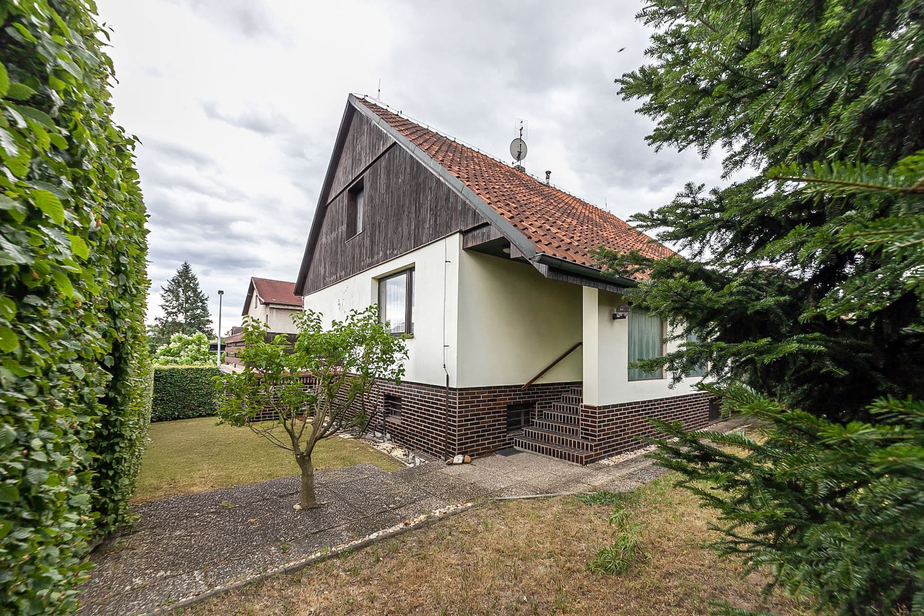 Prodej domu 314 m², pozemek 609 m², K Hradišti, Praha, Praha Prodej domu 314 m², pozemek 609 m², K Hradišti, Praha, Praha