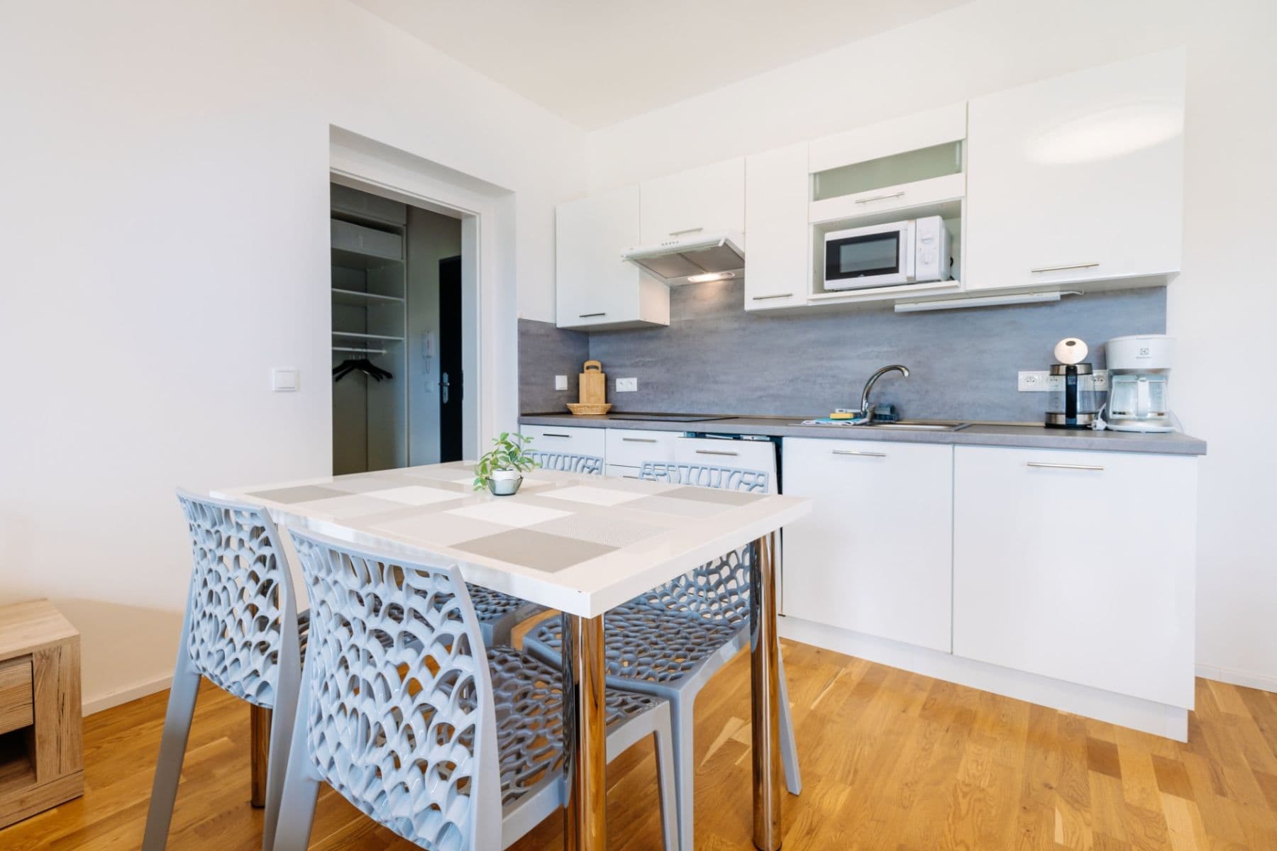 Prodej bytu 1+kk 37 m², Loučná pod Klínovcem, Ústecký kraj Prodej bytu 1+kk 37 m², Loučná pod Klínovcem, Ústecký kraj