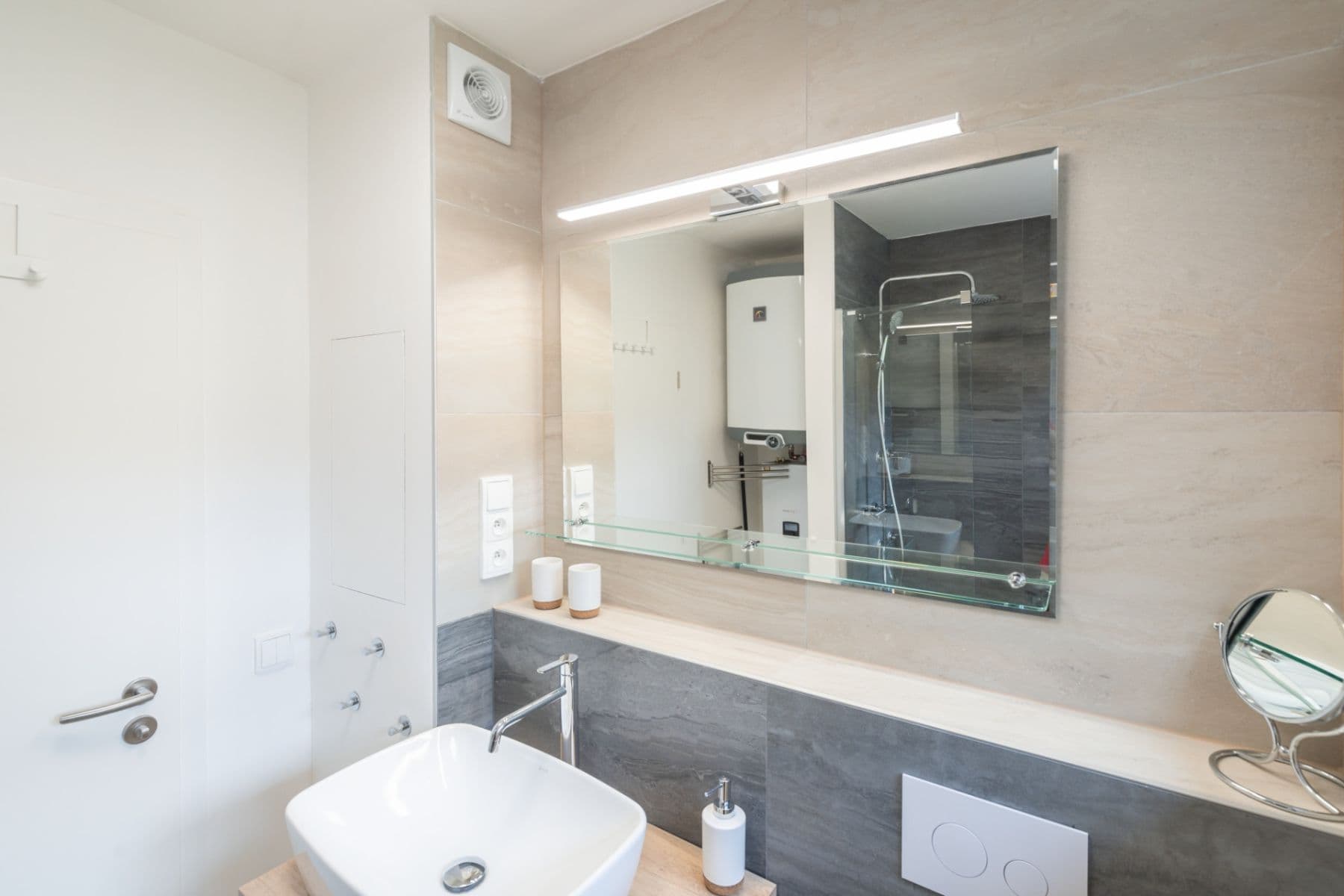 Prodej bytu 1+kk 37 m², Loučná pod Klínovcem, Ústecký kraj Prodej bytu 1+kk 37 m², Loučná pod Klínovcem, Ústecký kraj