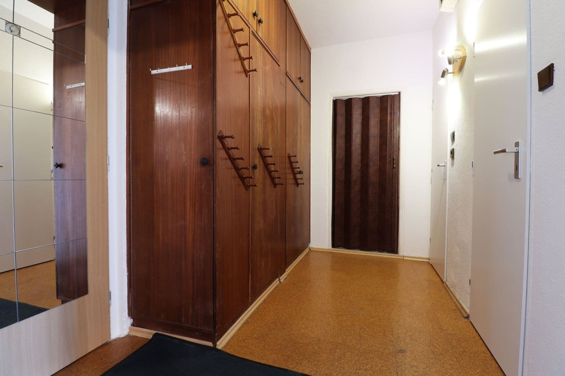 Pronájem bytu 2+1 51 m², Sečská, Praha, Praha Pronájem bytu 2+1 51 m², Sečská, Praha, Praha