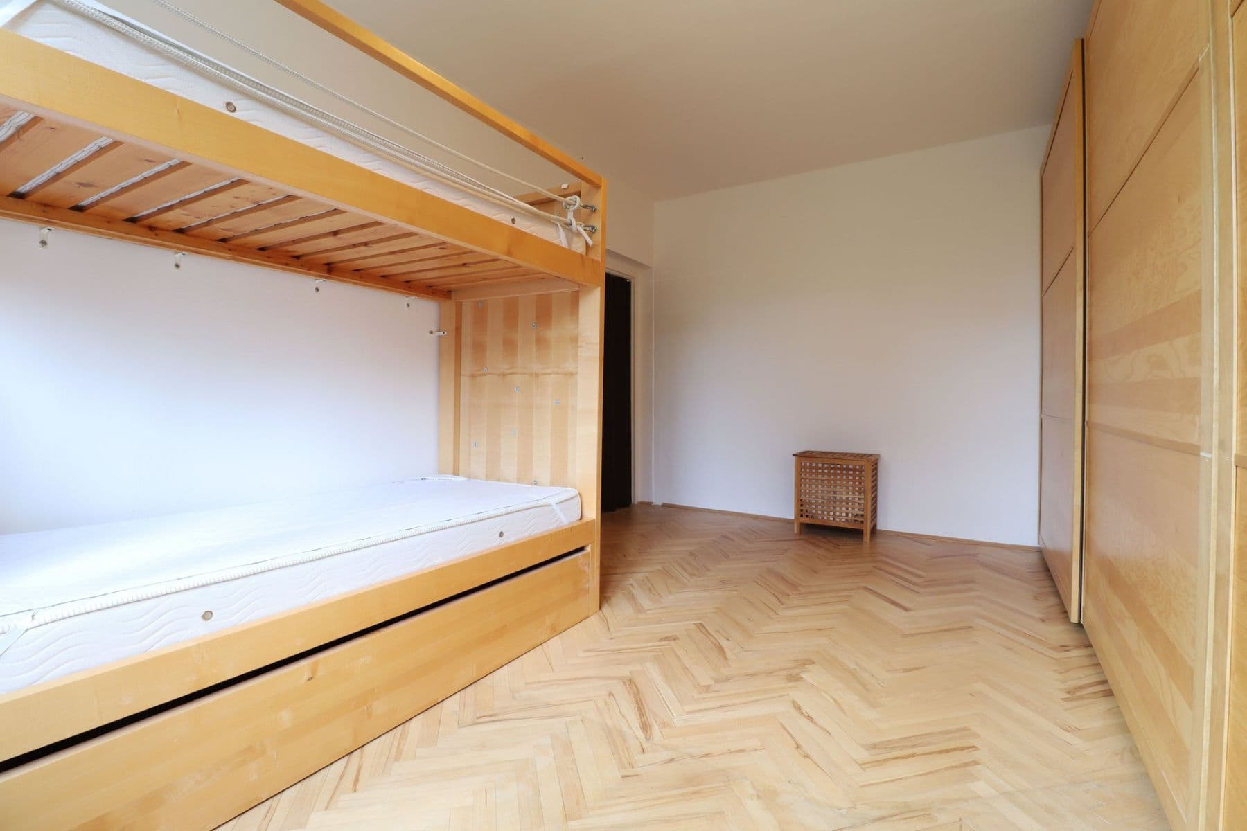Pronájem bytu 2+1 51 m², Sečská, Praha, Praha Pronájem bytu 2+1 51 m², Sečská, Praha, Praha