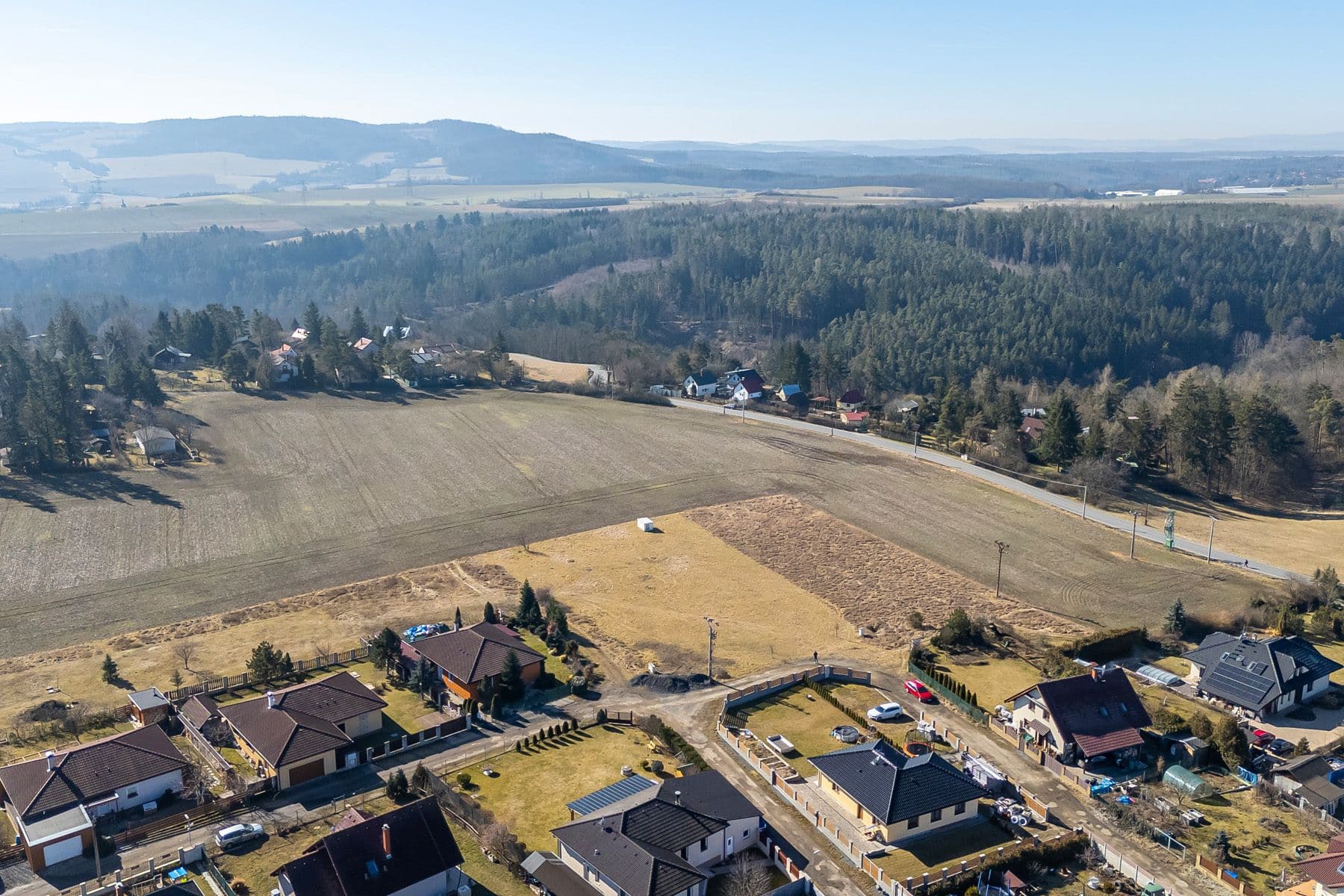 Prodej pozemku 2.412 m², Malá Hraštice, Středočeský kraj Prodej pozemku 2.412 m², Malá Hraštice, Středočeský kraj