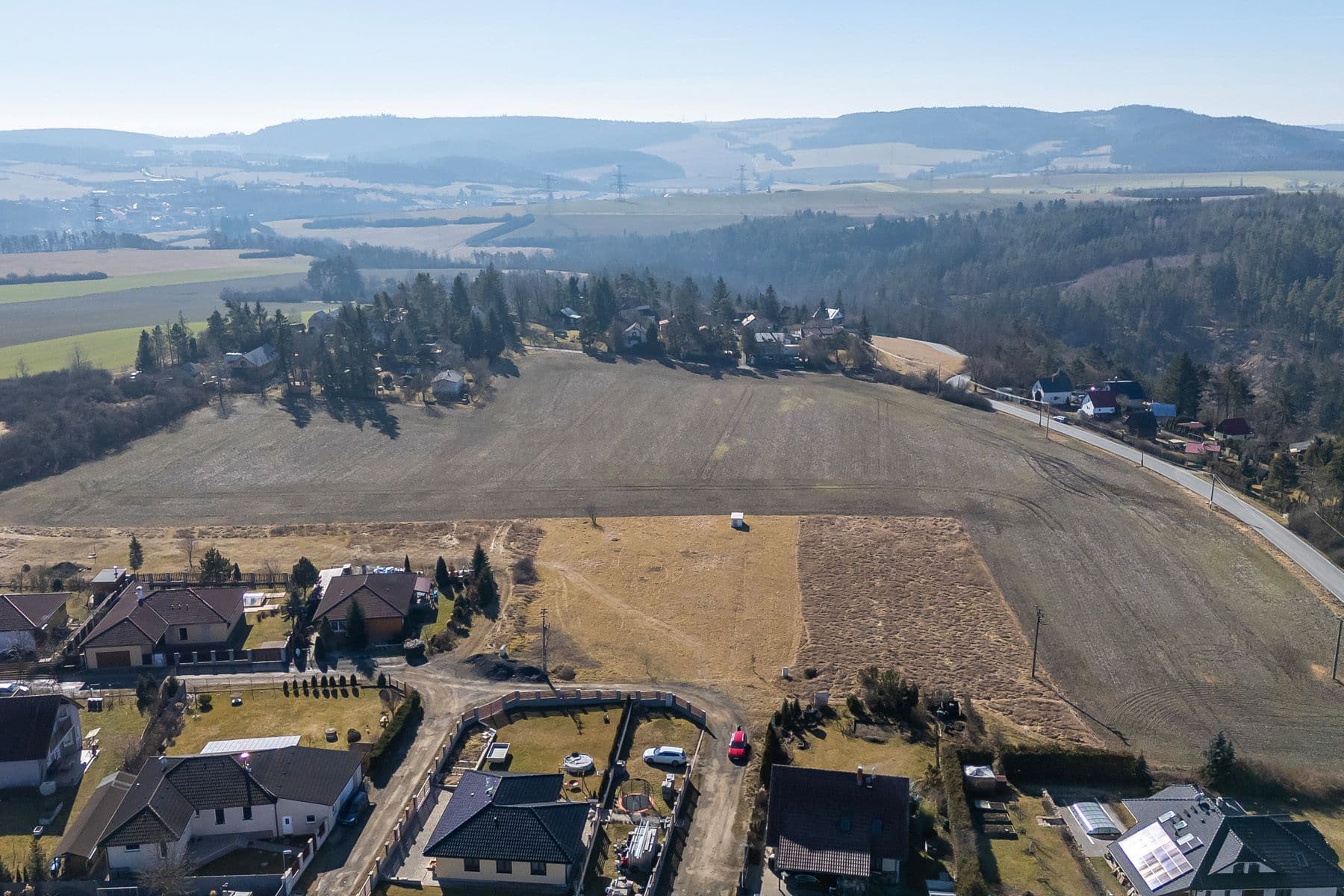Prodej pozemku 2.412 m², Malá Hraštice, Středočeský kraj Prodej pozemku 2.412 m², Malá Hraštice, Středočeský kraj