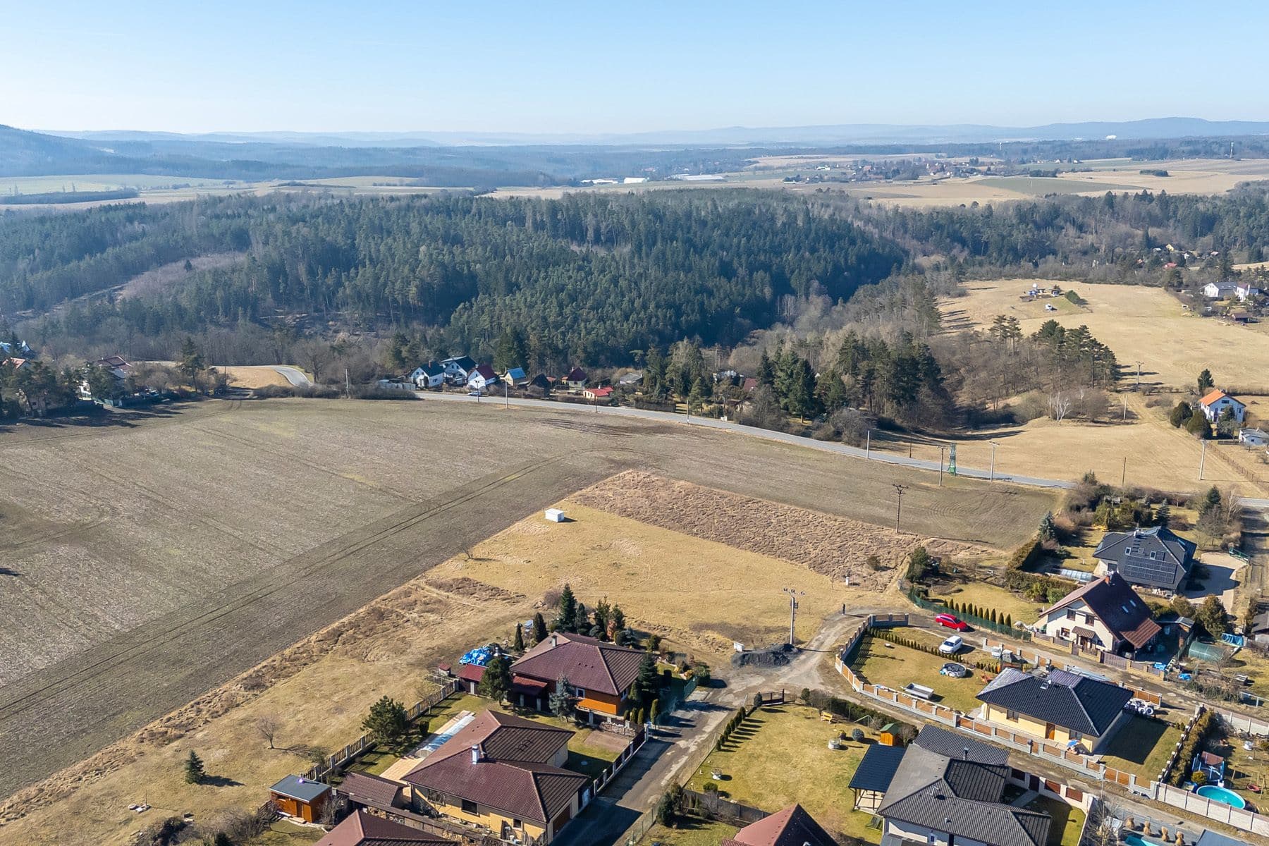 Prodej pozemku 2.412 m², Malá Hraštice, Středočeský kraj Prodej pozemku 2.412 m², Malá Hraštice, Středočeský kraj