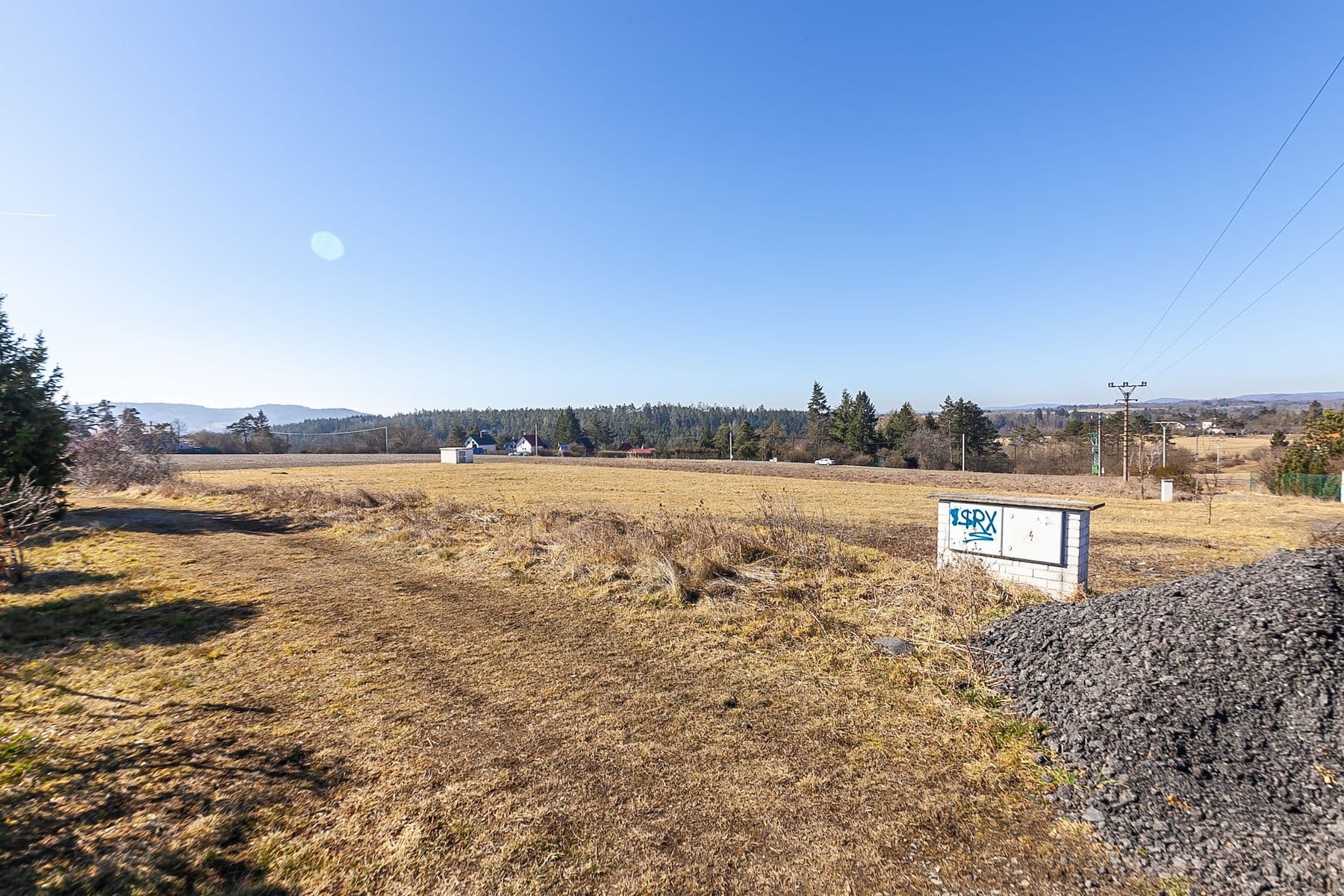 Prodej pozemku 2.412 m², Malá Hraštice, Středočeský kraj Prodej pozemku 2.412 m², Malá Hraštice, Středočeský kraj