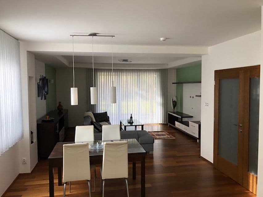 Prodej domu 222 m², pozemek 776 m², Ponrepova, Praha, Praha Prodej domu 222 m², pozemek 776 m², Ponrepova, Praha, Praha