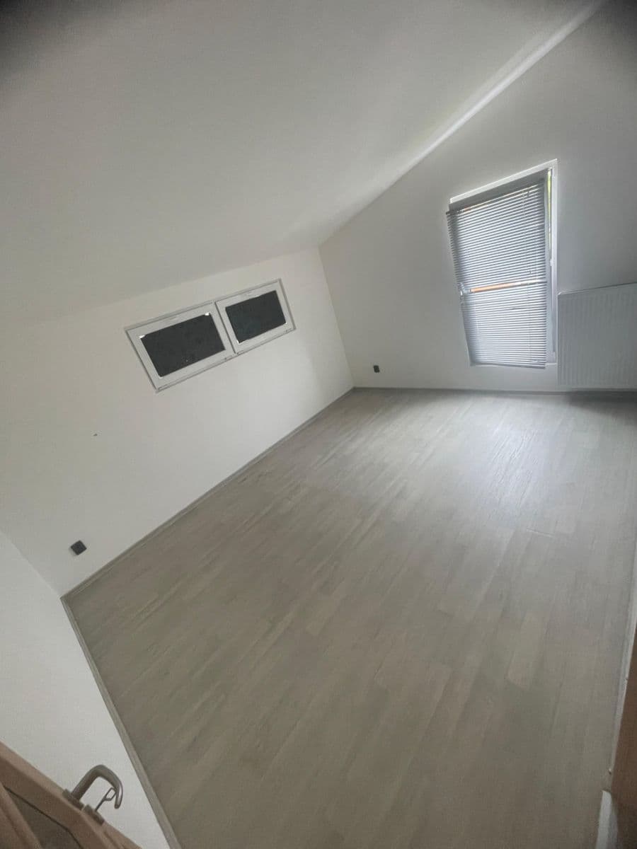 Pronájem domu 100 m², pozemek 350 m², Lysá, Kamenice, Středočeský kraj Pronájem domu 100 m², pozemek 350 m², Lysá, Kamenice, Středočeský kraj