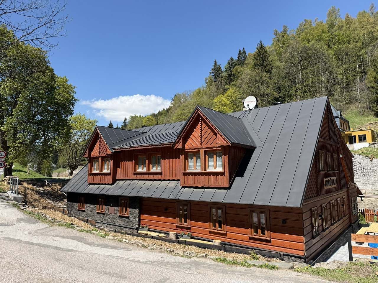 Pronájem chaty, chalupy, Pec pod Sněžkou, Královéhradecký kraj Pronájem chaty, chalupy, Pec pod Sněžkou, Královéhradecký kraj