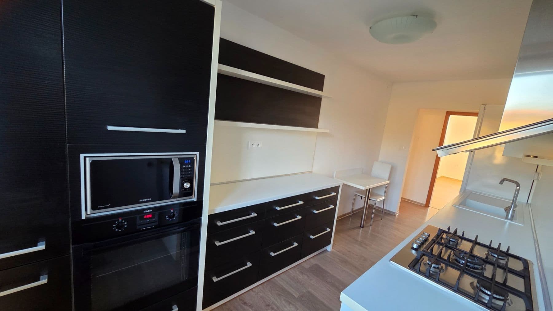 Prodej bytu 3+1 83 m², Irkutská, Rusovce, Bratislavský kraj Prodej bytu 3+1 83 m², Irkutská, Rusovce, Bratislavský kraj