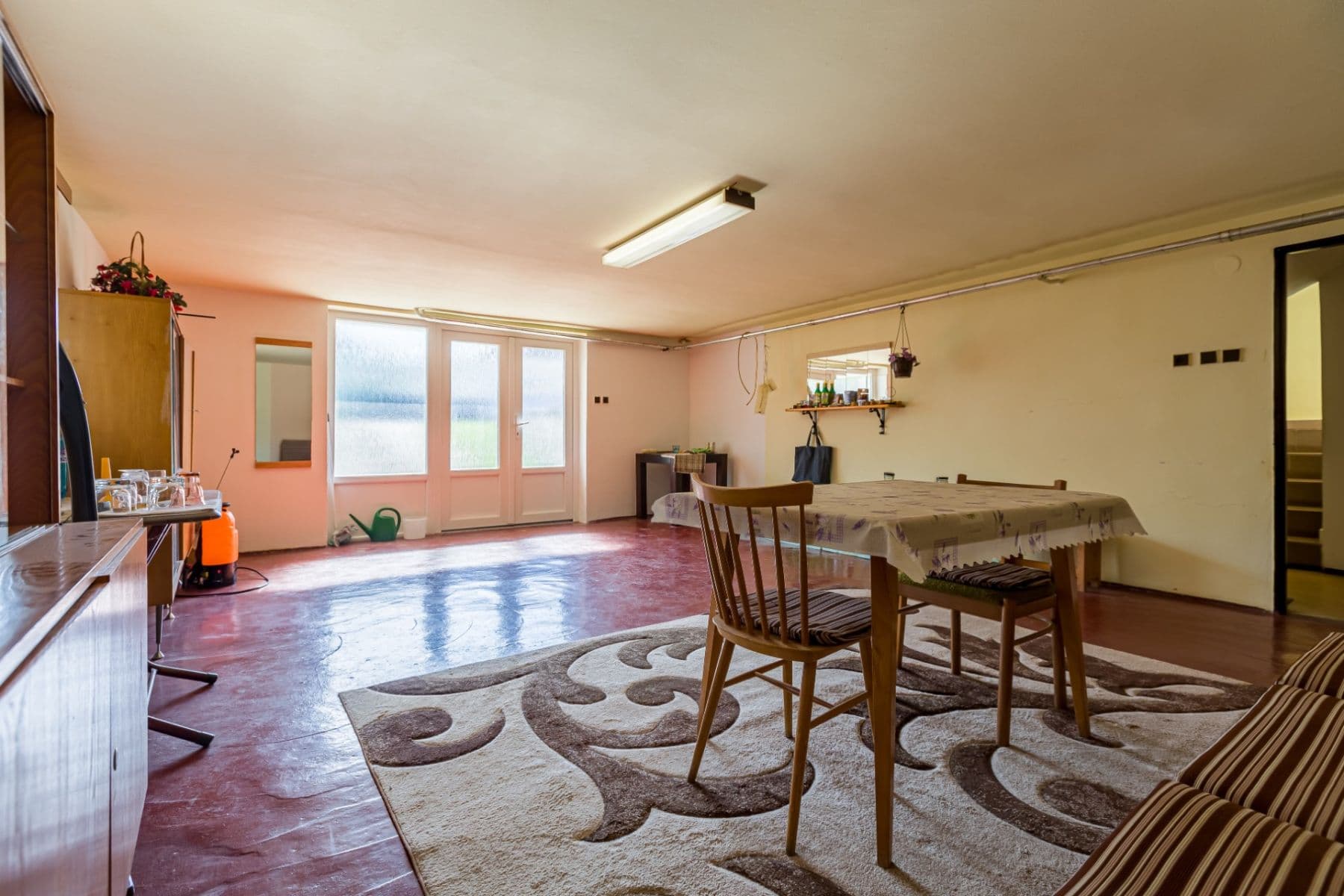 Prodej domu 300 m², pozemek 839 m², Ľ. Štúra, Veľké Kostoľany, Trnavský kraj Prodej domu 300 m², pozemek 839 m², Ľ. Štúra, Veľké Kostoľany, Trnavský kraj