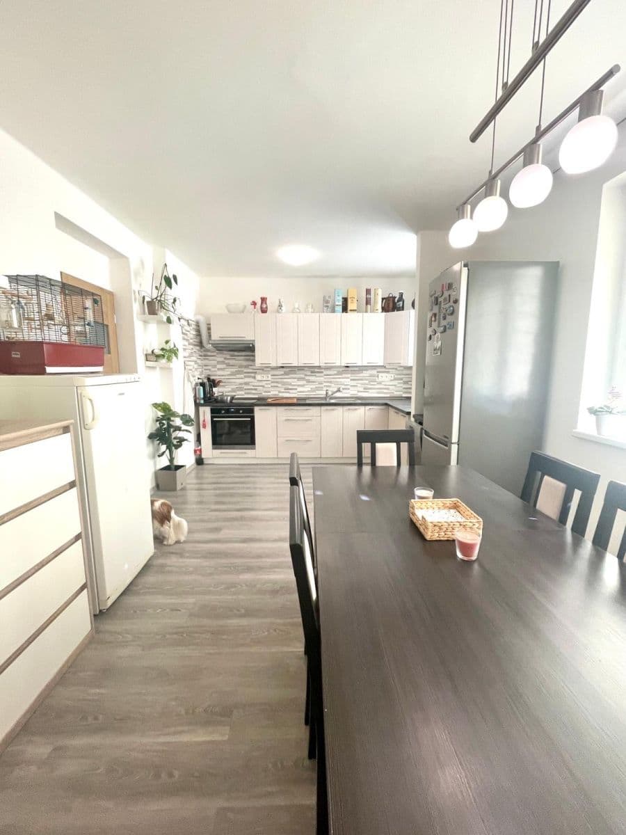 Prodej bytu 3+1 76 m², Hvozd, Středočeský kraj Prodej bytu 3+1 76 m², Hvozd, Středočeský kraj