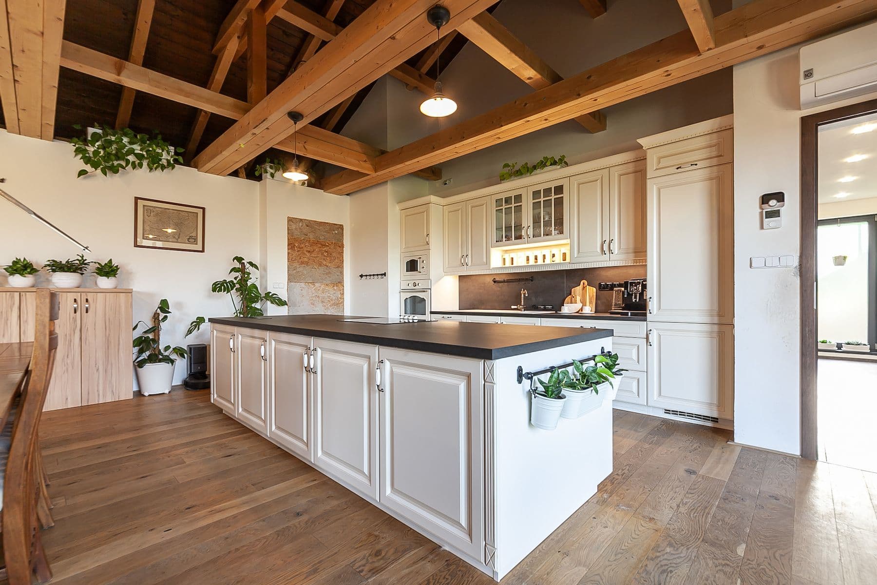 Prodej domu 300 m², pozemek 1.304 m², Ve Stráži, Psáry, Středočeský kraj Prodej domu 300 m², pozemek 1.304 m², Ve Stráži, Psáry, Středočeský kraj