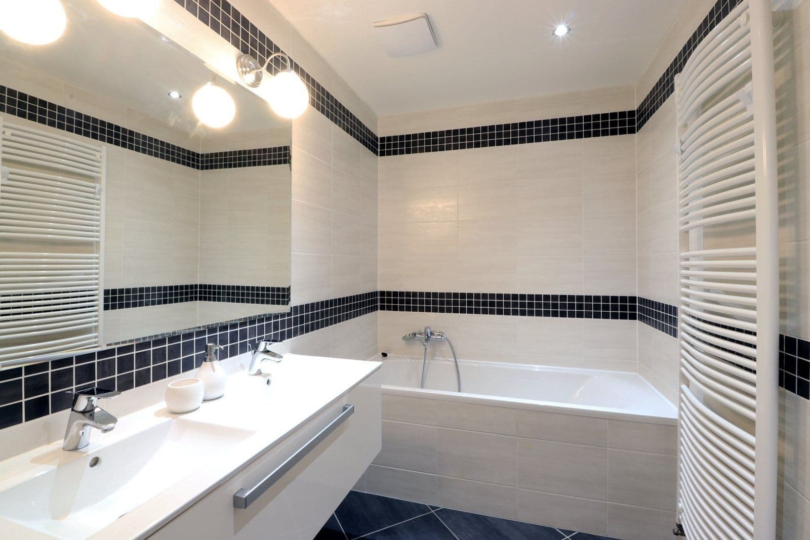 Pronájem bytu 4+kk 110 m², Kadečkové, Praha, Praha Pronájem bytu 4+kk 110 m², Kadečkové, Praha, Praha