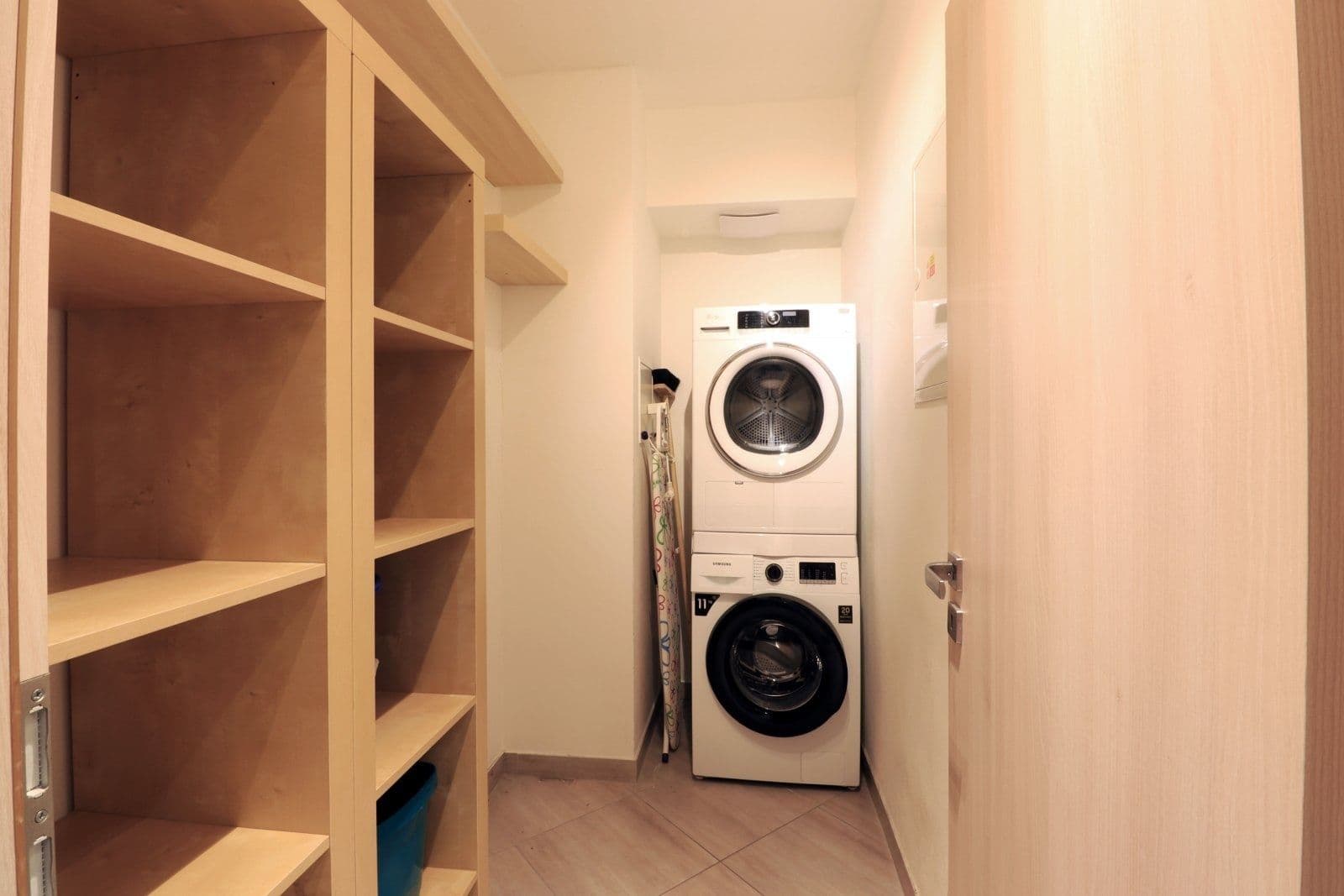 Pronájem bytu 4+kk 110 m², Kadečkové, Praha, Praha Pronájem bytu 4+kk 110 m², Kadečkové, Praha, Praha