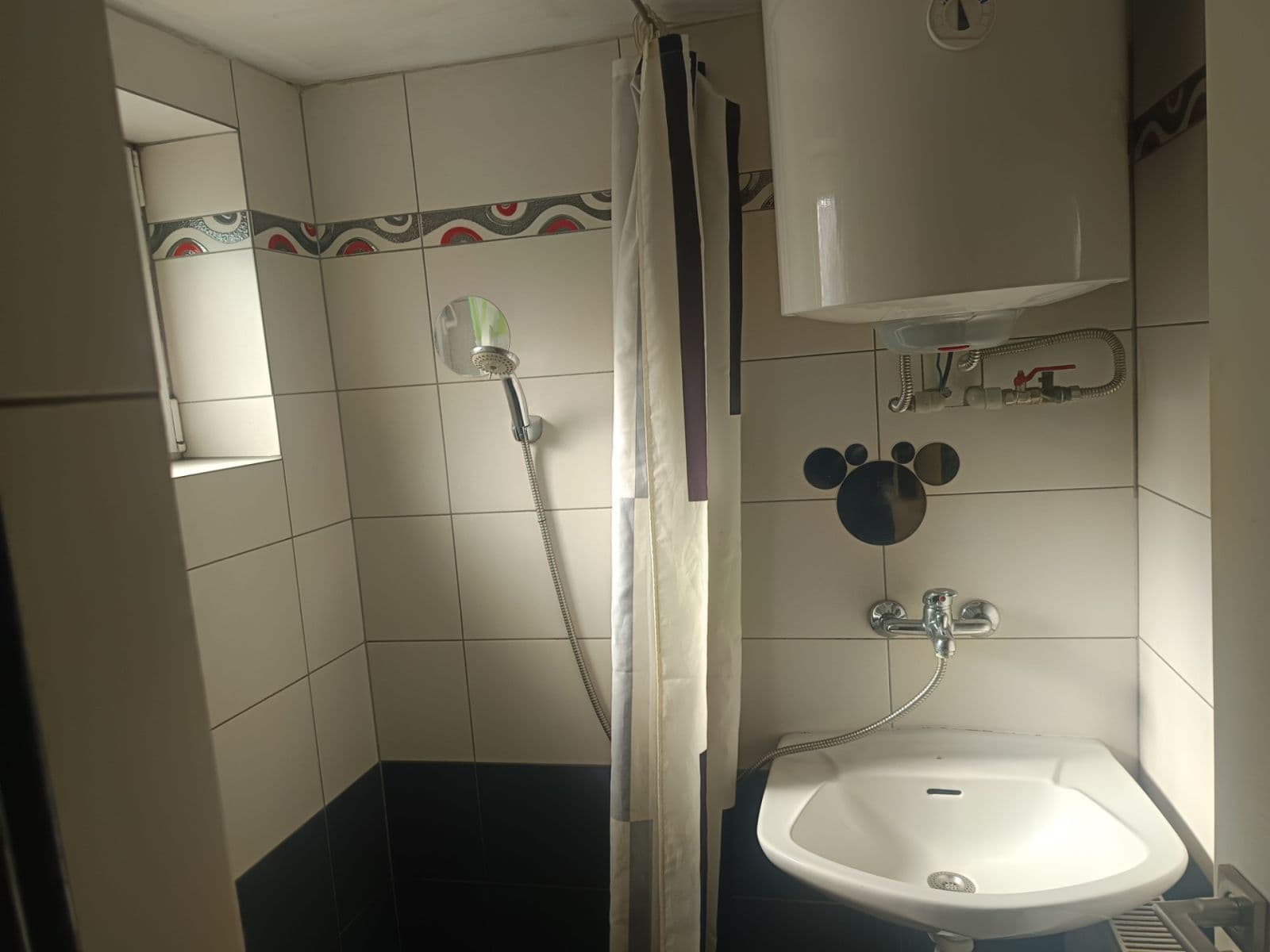 Pronájem bytu 1+kk 28 m², Káranská, Praha, Praha Pronájem bytu 1+kk 28 m², Káranská, Praha, Praha