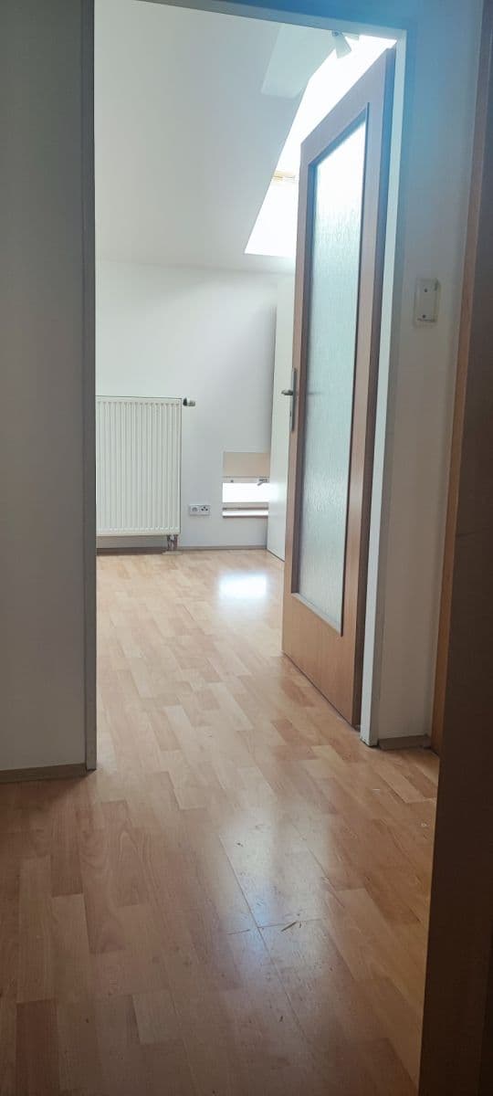 Pronájem bytu 3+kk 60 m², Rumunská, Praha, Praha Pronájem bytu 3+kk 60 m², Rumunská, Praha, Praha