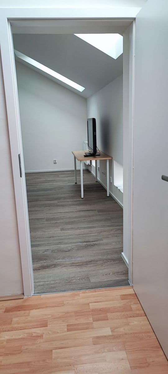 Pronájem bytu 3+kk 60 m², Rumunská, Praha, Praha Pronájem bytu 3+kk 60 m², Rumunská, Praha, Praha