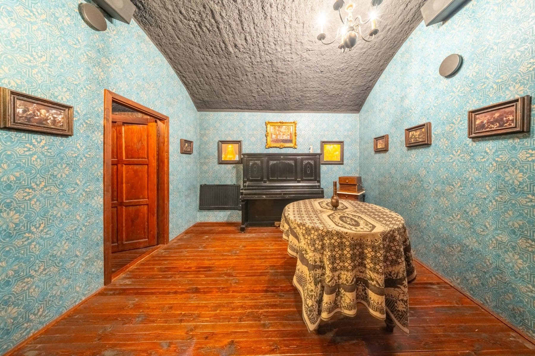 Prodej nebytového prostoru 96 m², Mělnická, Praha, Praha Prodej nebytového prostoru 96 m², Mělnická, Praha, Praha