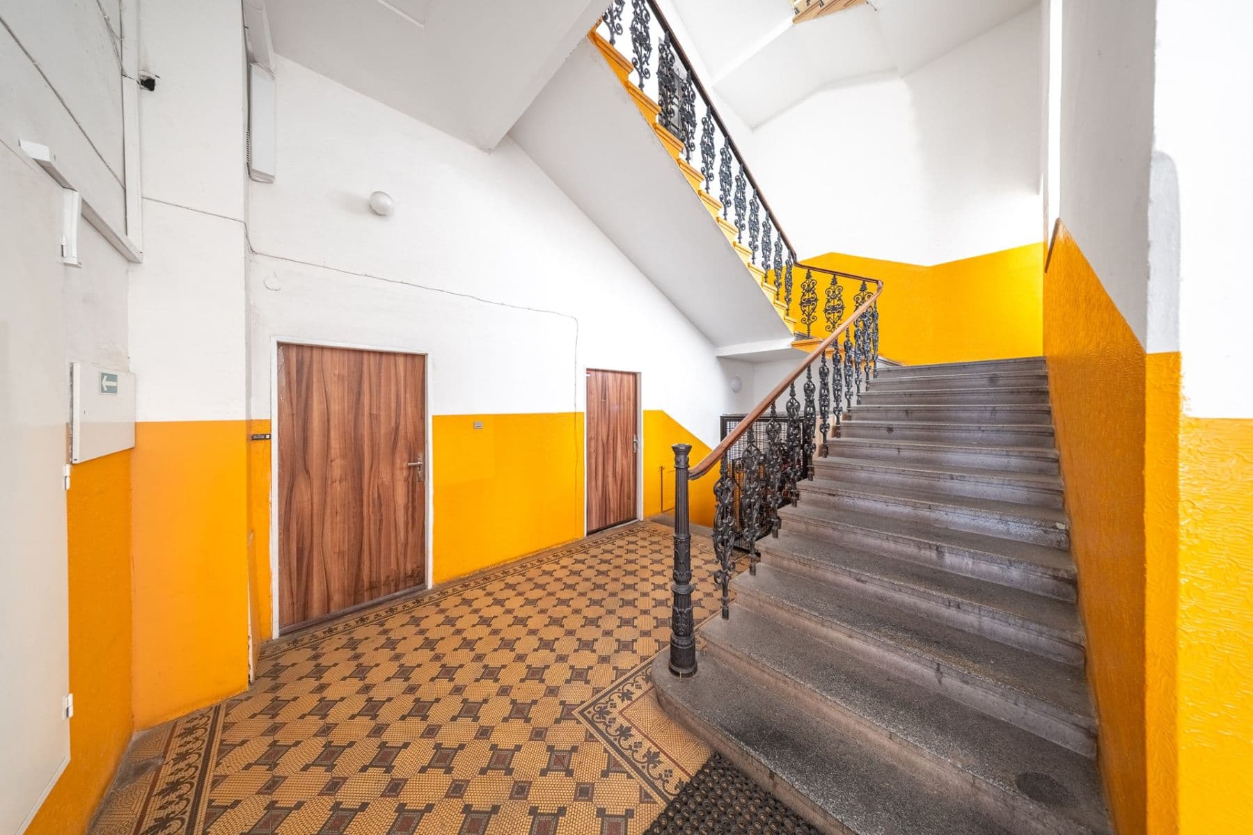 Prodej nebytového prostoru 96 m², Mělnická, Praha, Praha Prodej nebytového prostoru 96 m², Mělnická, Praha, Praha