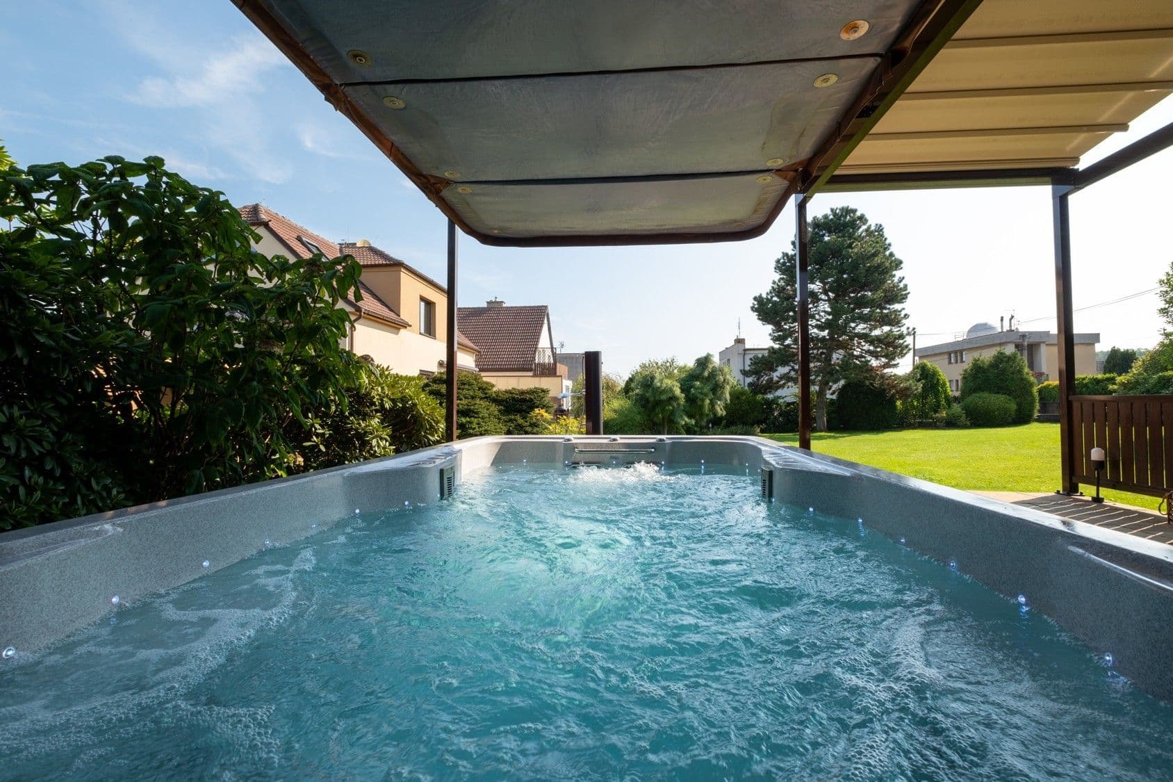 Prodej domu 189 m², pozemek 1.309 m², Sukova, Úvaly, Středočeský kraj Prodej domu 189 m², pozemek 1.309 m², Sukova, Úvaly, Středočeský kraj