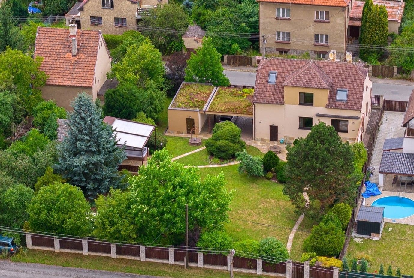 Prodej domu 189 m², pozemek 1.309 m², Sukova, Úvaly, Středočeský kraj Prodej domu 189 m², pozemek 1.309 m², Sukova, Úvaly, Středočeský kraj