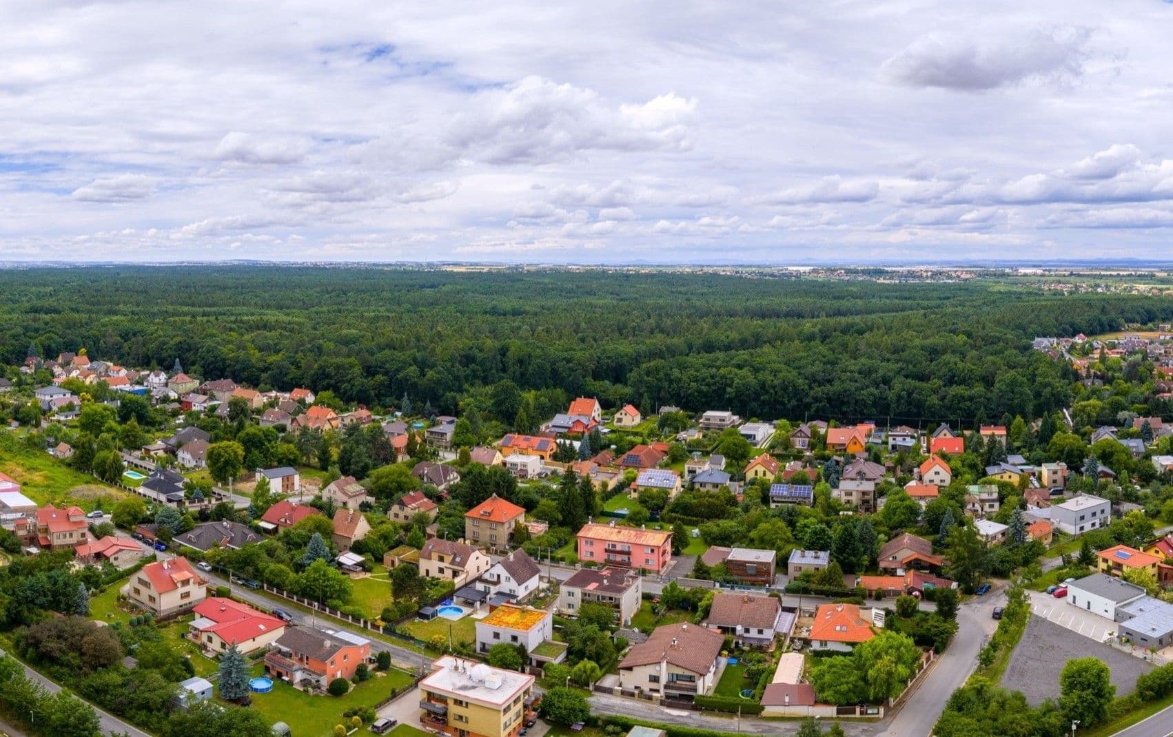 Prodej domu 189 m², pozemek 1.309 m², Sukova, Úvaly, Středočeský kraj Prodej domu 189 m², pozemek 1.309 m², Sukova, Úvaly, Středočeský kraj