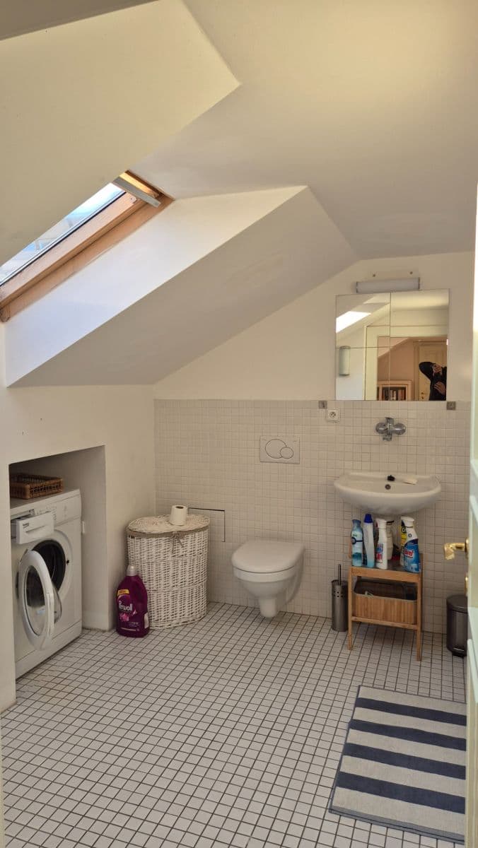 Pronájem bytu 2+kk 61 m², U Hráze, Praha, Praha Pronájem bytu 2+kk 61 m², U Hráze, Praha, Praha