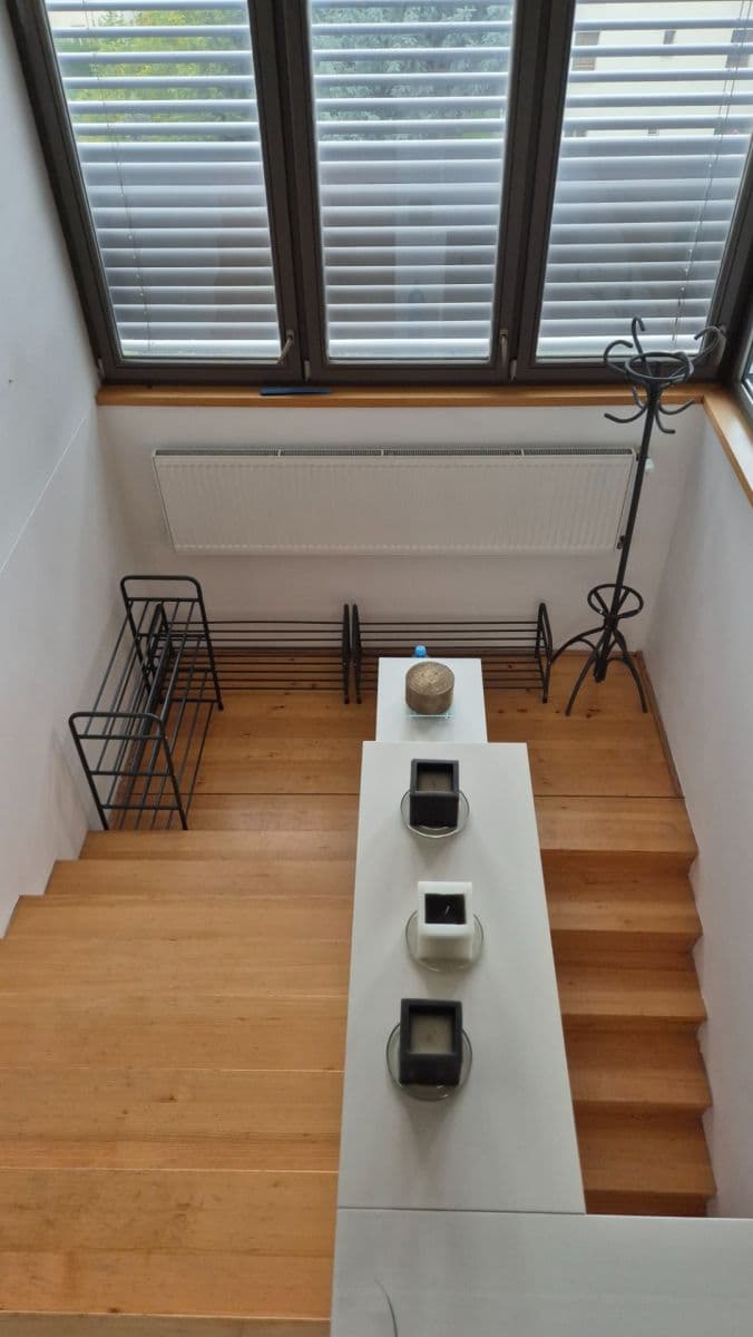 Pronájem bytu 2+kk 61 m², U Hráze, Praha, Praha Pronájem bytu 2+kk 61 m², U Hráze, Praha, Praha