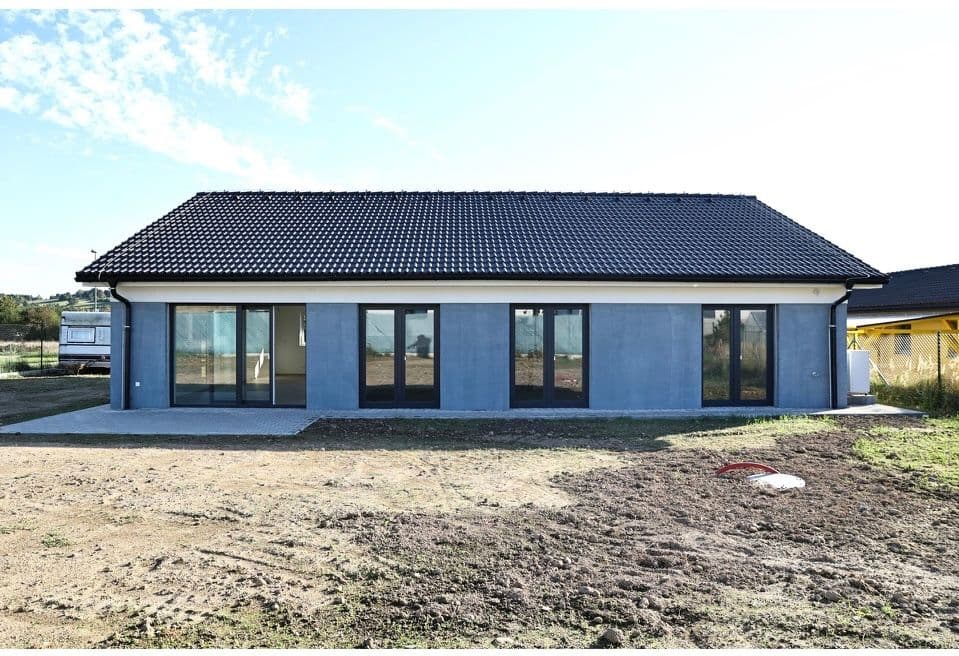 Prodej domu 152 m², pozemek 866 m², Kamenný Přívoz, Středočeský kraj Prodej domu 152 m², pozemek 866 m², Kamenný Přívoz, Středočeský kraj