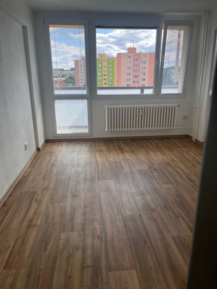 Pronájem bytu 2+1 49 m², Komenského, Vlašim, Středočeský kraj Pronájem bytu 2+1 49 m², Komenského, Vlašim, Středočeský kraj