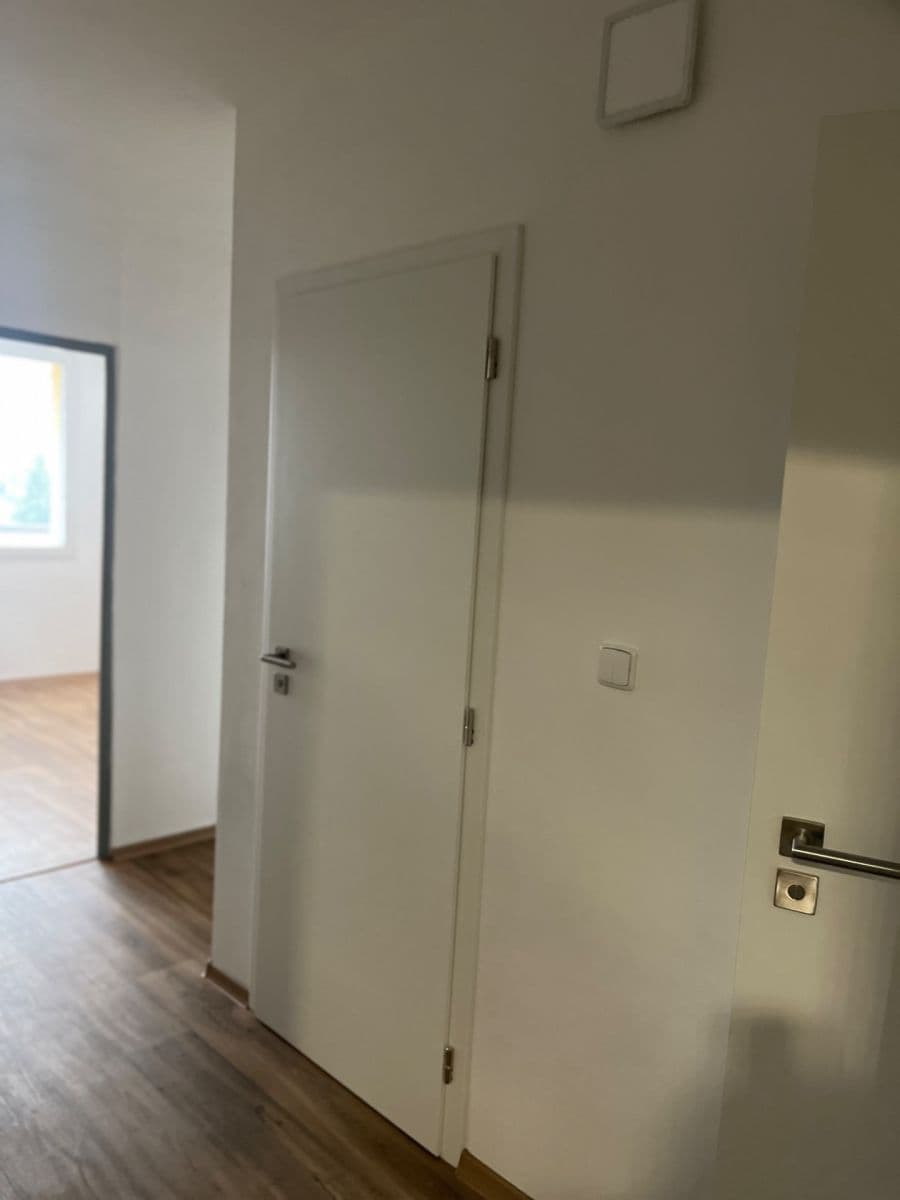 Pronájem bytu 2+1 49 m², Komenského, Vlašim, Středočeský kraj Pronájem bytu 2+1 49 m², Komenského, Vlašim, Středočeský kraj