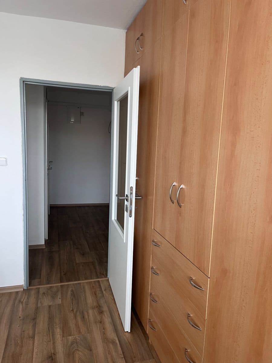 Pronájem bytu 2+1 49 m², Komenského, Vlašim, Středočeský kraj Pronájem bytu 2+1 49 m², Komenského, Vlašim, Středočeský kraj
