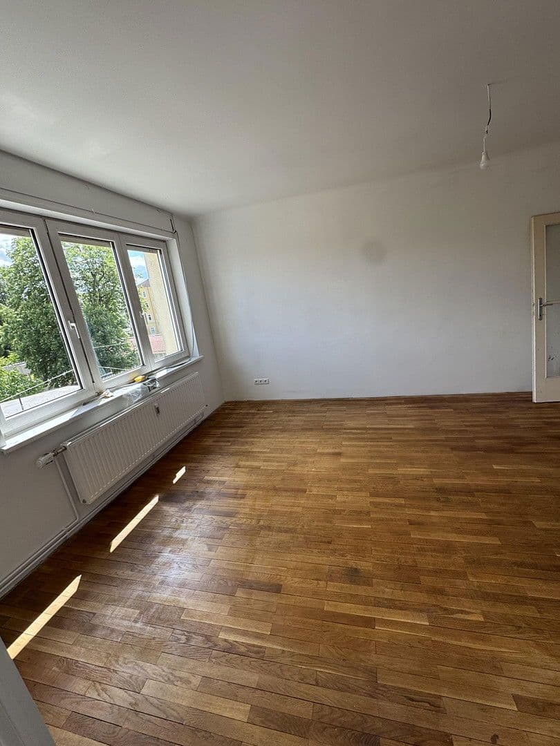 Pronájem bytu 4+1 89 m², Rechbauerstraße 54, Graz, Štýrsko Pronájem bytu 4+1 89 m², Rechbauerstraße 54, Graz, Štýrsko