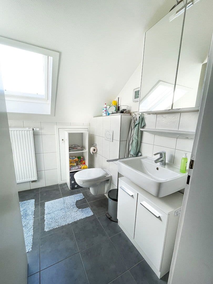 Prodej domu 285 m², pozemek 1.287 m², Sternenfels, Bádensko-Württembersko Prodej domu 285 m², pozemek 1.287 m², Sternenfels, Bádensko-Württembersko