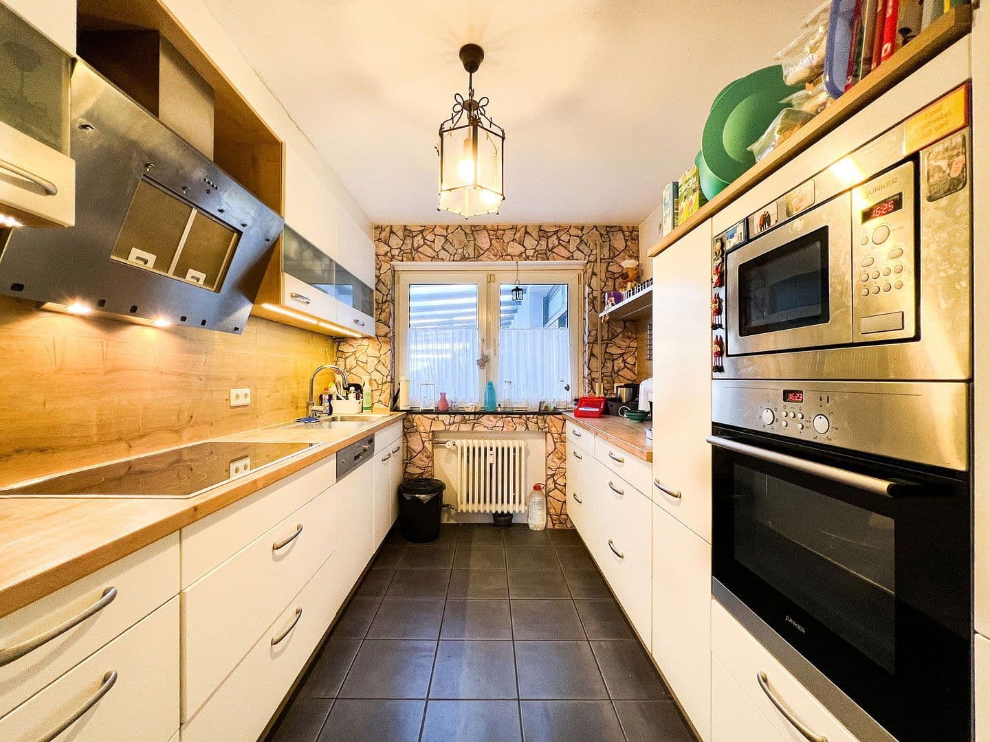Prodej domu 285 m², pozemek 1.287 m², Sternenfels, Bádensko-Württembersko Prodej domu 285 m², pozemek 1.287 m², Sternenfels, Bádensko-Württembersko