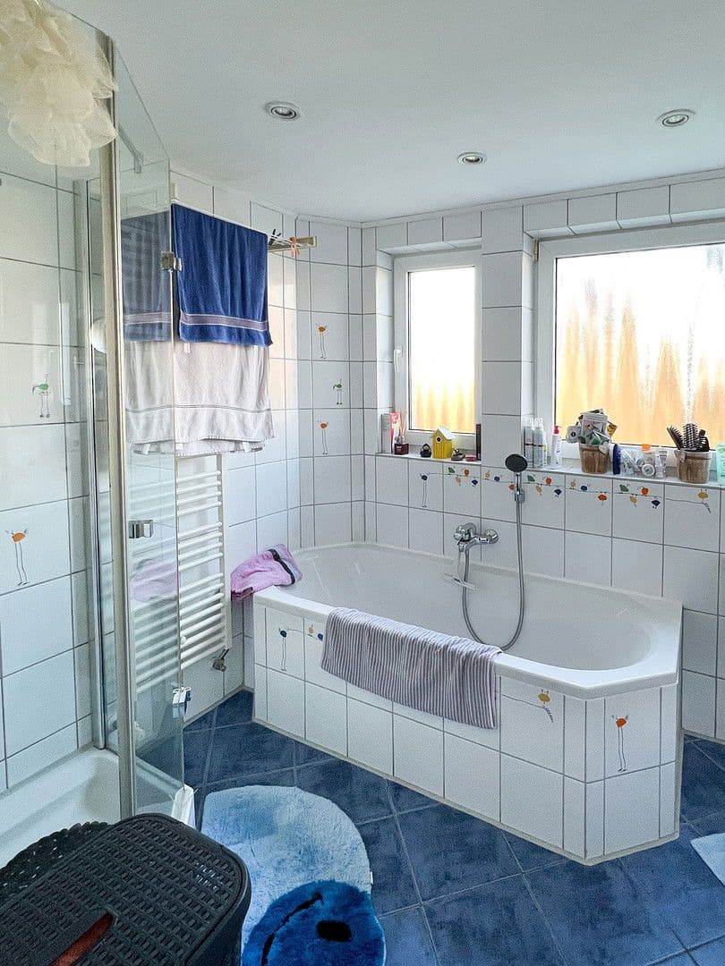 Prodej domu 285 m², pozemek 1.287 m², Sternenfels, Bádensko-Württembersko Prodej domu 285 m², pozemek 1.287 m², Sternenfels, Bádensko-Württembersko