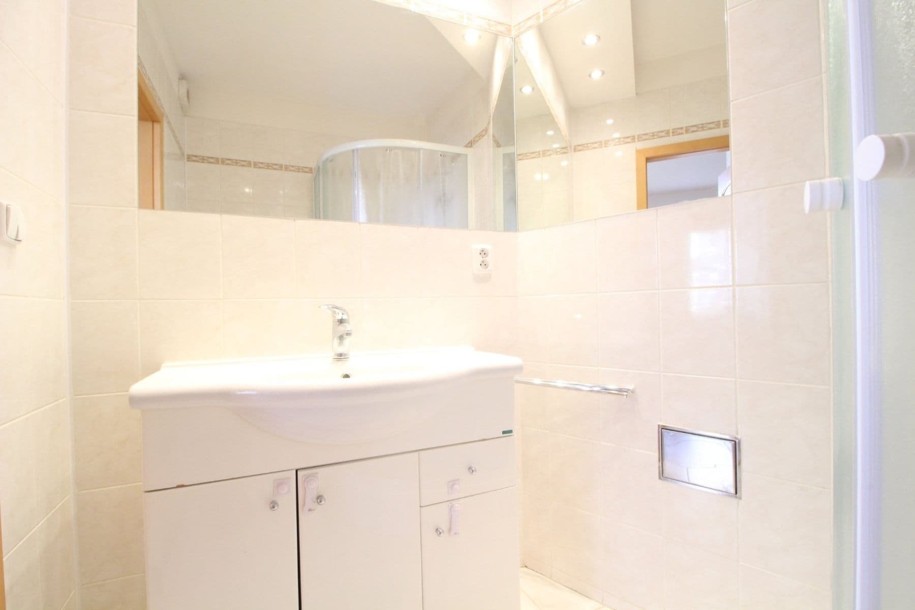 Pronájem bytu 2+kk 57 m², Křížkovského, Praha, Praha Pronájem bytu 2+kk 57 m², Křížkovského, Praha, Praha