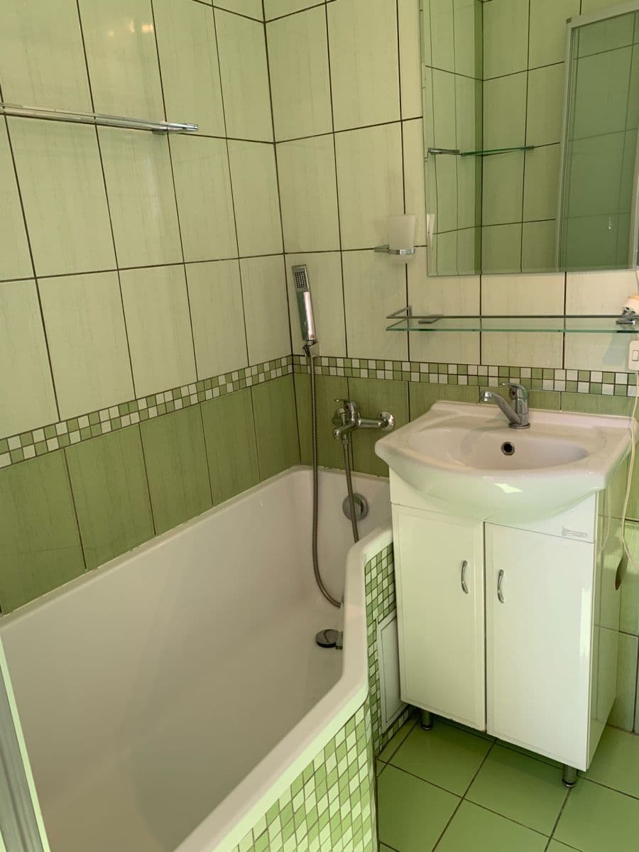 Pronájem bytu 2+1 50 m², sídliště U Nádraží, Jindřichův Hradec, Jihočeský kraj Pronájem bytu 2+1 50 m², sídliště U Nádraží, Jindřichův Hradec, Jihočeský kraj