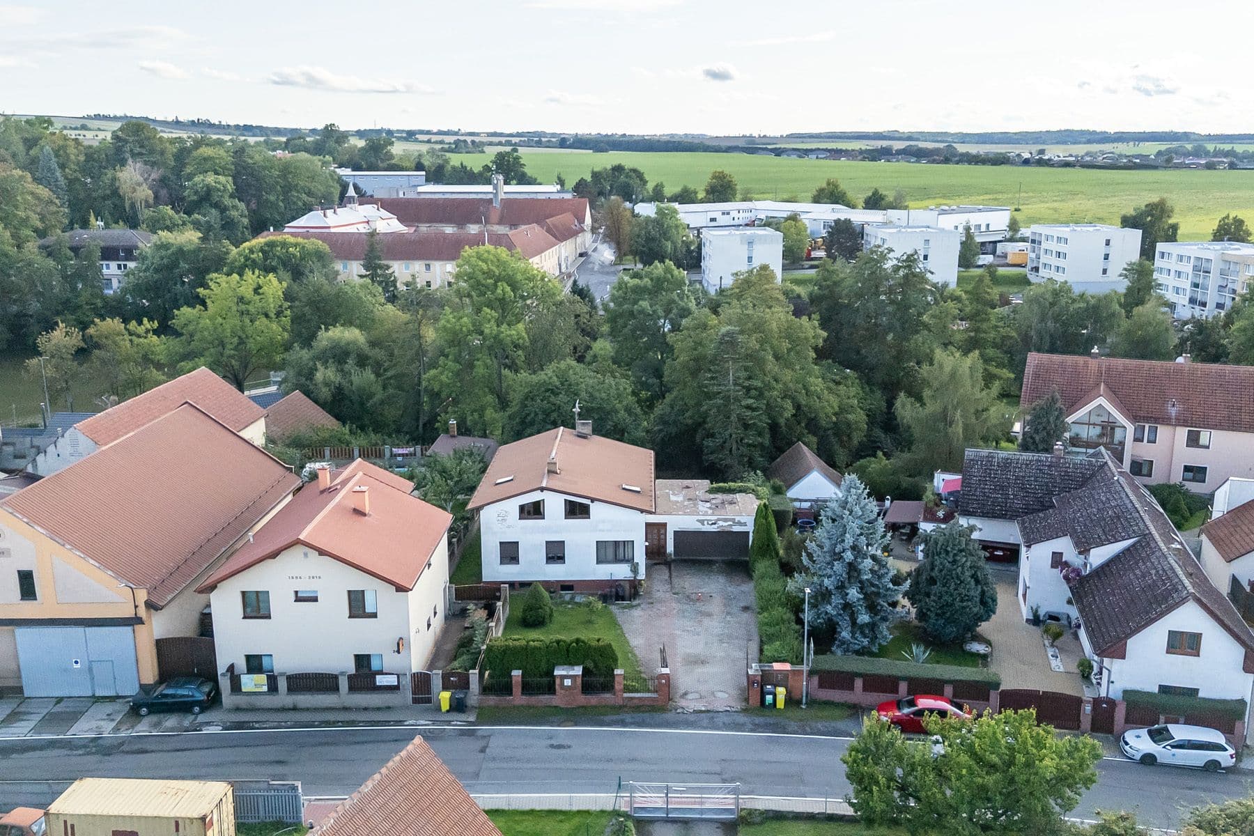 Prodej domu 270 m², pozemek 868 m², Modletice, Středočeský kraj Prodej domu 270 m², pozemek 868 m², Modletice, Středočeský kraj