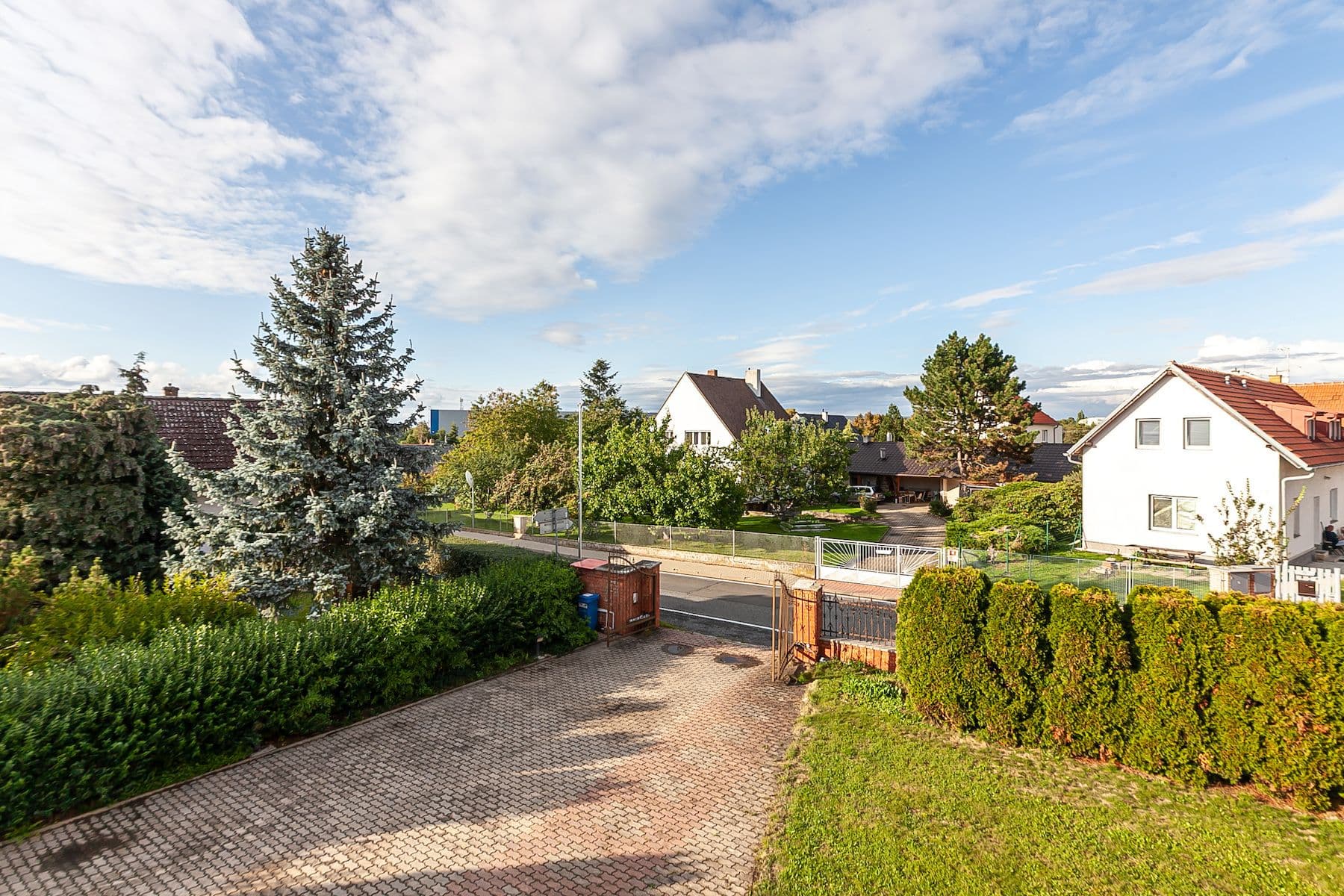 Prodej domu 270 m², pozemek 868 m², Modletice, Středočeský kraj Prodej domu 270 m², pozemek 868 m², Modletice, Středočeský kraj