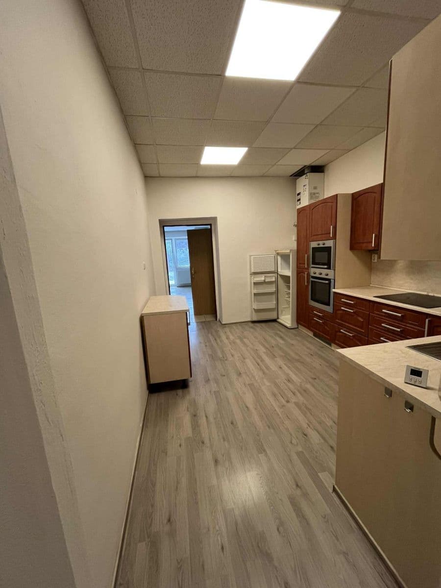 Pronájem domu 70 m², pozemek 10 m², Brno, Jihomoravský kraj Pronájem domu 70 m², pozemek 10 m², Brno, Jihomoravský kraj