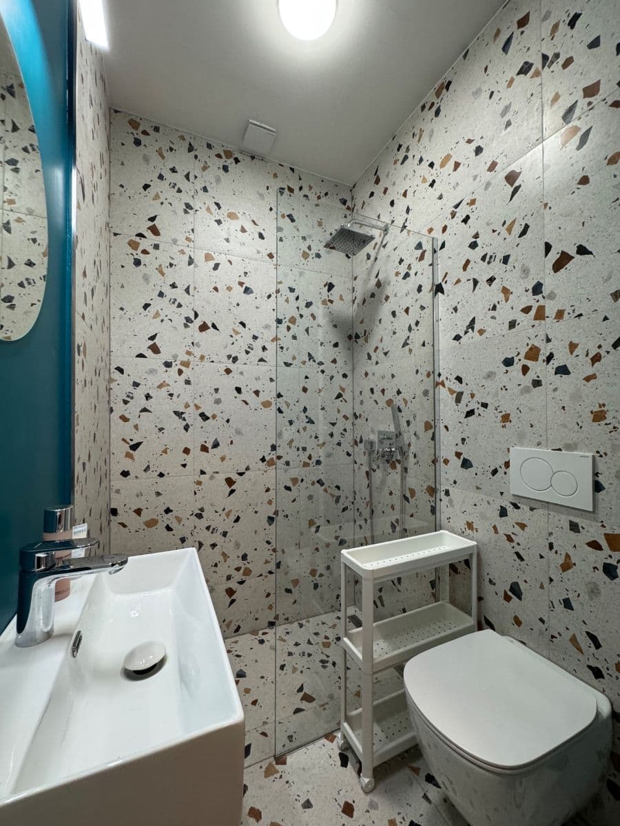 Pronájem bytu 1+kk 20 m², Za Návsí, Praha, Praha Pronájem bytu 1+kk 20 m², Za Návsí, Praha, Praha