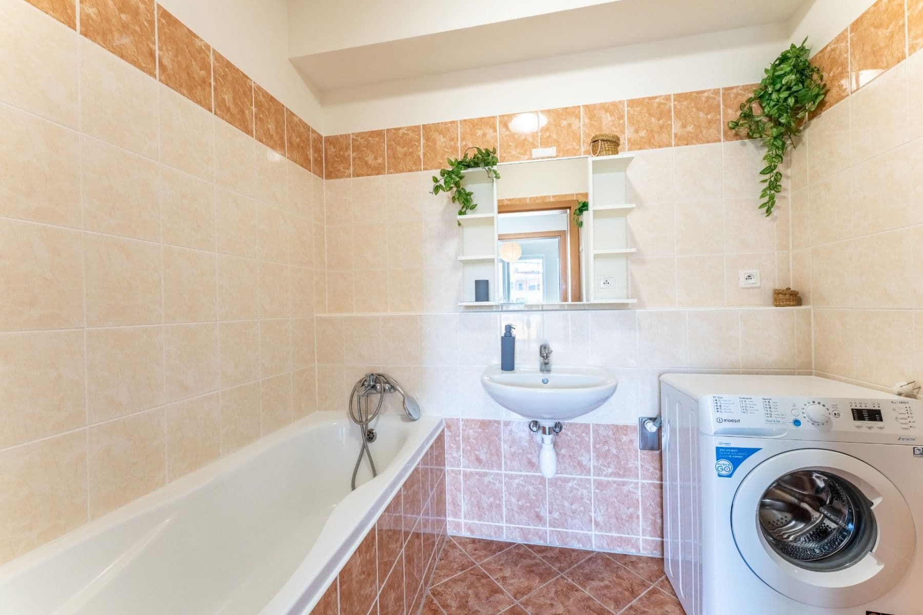 Prodej bytu 3+kk 80 m², Sicherova, Praha, Praha Prodej bytu 3+kk 80 m², Sicherova, Praha, Praha