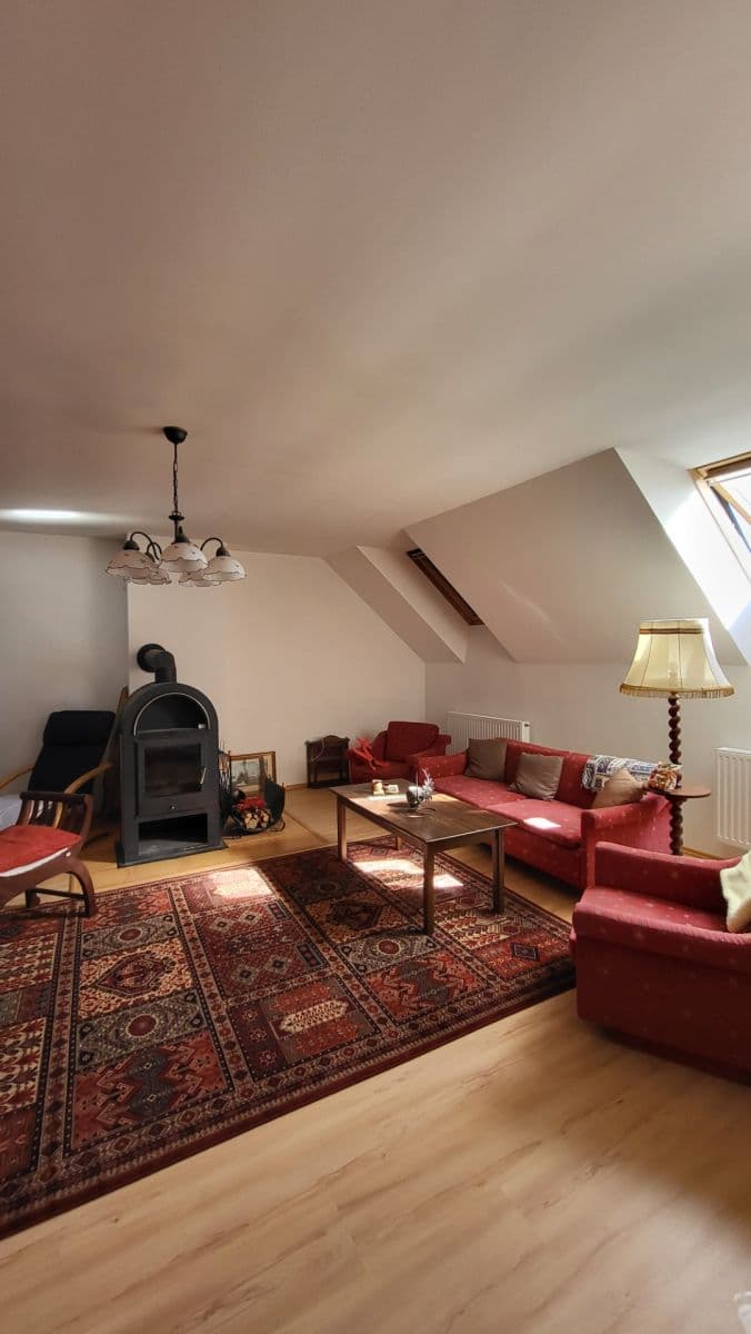 Prodej domu 147 m², pozemek 2.773 m², Dolní Hořice, Jihočeský kraj Prodej domu 147 m², pozemek 2.773 m², Dolní Hořice, Jihočeský kraj