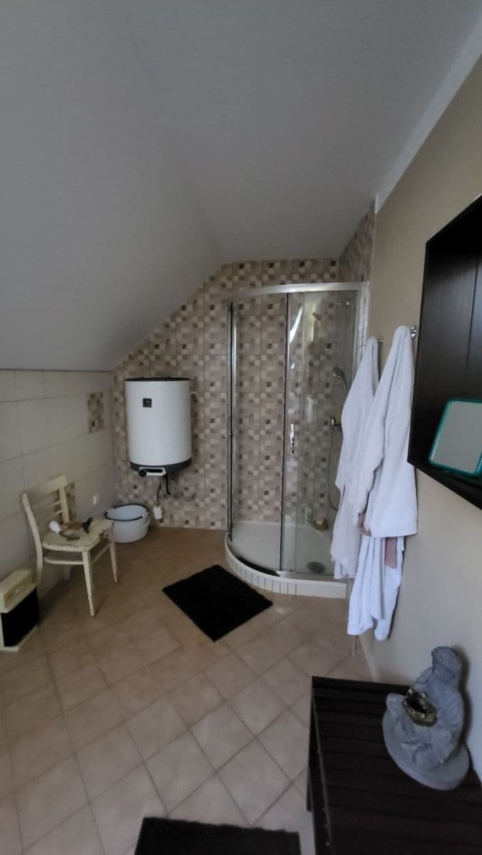 Prodej domu 147 m², pozemek 2.773 m², Dolní Hořice, Jihočeský kraj Prodej domu 147 m², pozemek 2.773 m², Dolní Hořice, Jihočeský kraj