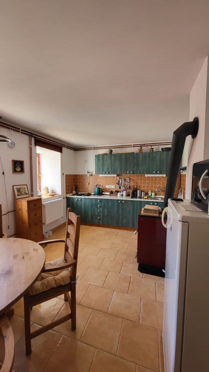 Prodej domu 147 m², pozemek 2.773 m², Dolní Hořice, Jihočeský kraj Prodej domu 147 m², pozemek 2.773 m², Dolní Hořice, Jihočeský kraj