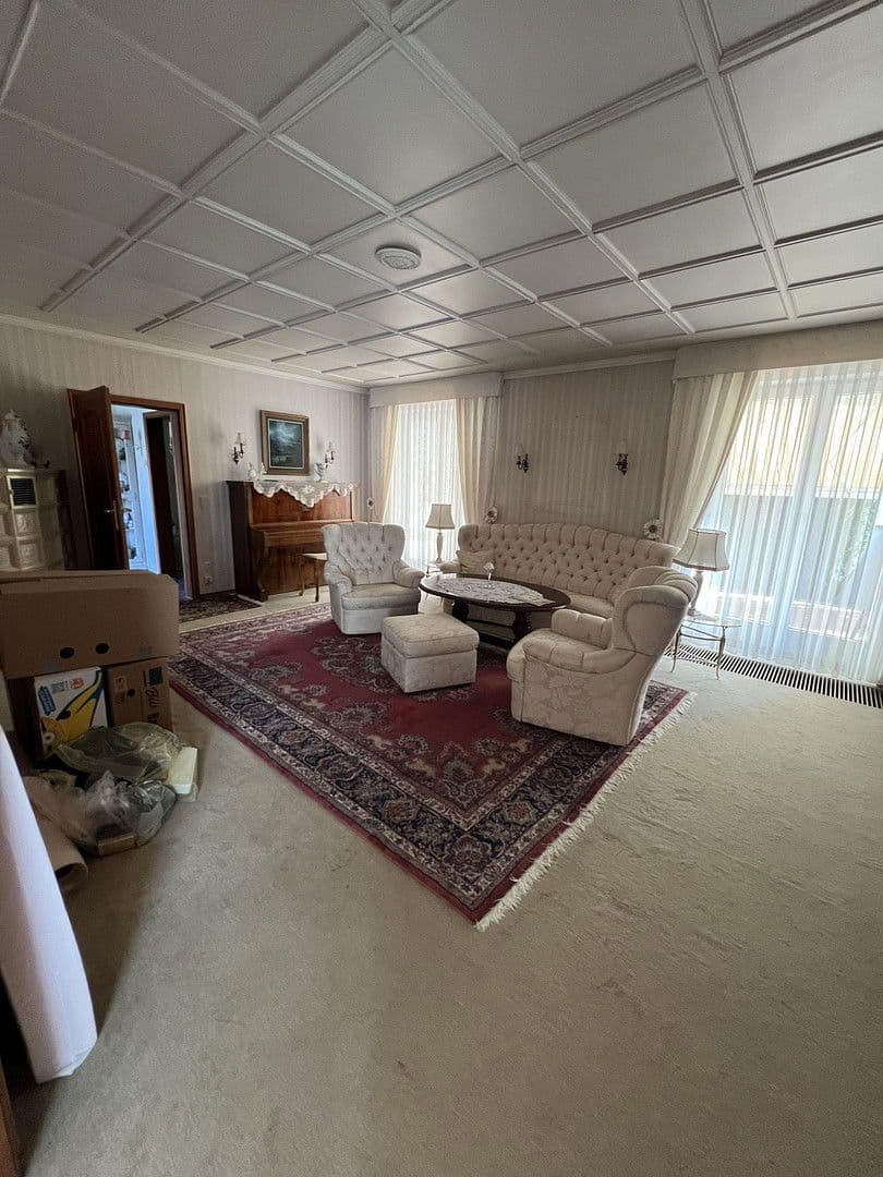Prodej domu 107 m², pozemek 462 m², Pfarrstraße 17, Ernsgaden, Bavorsko Prodej domu 107 m², pozemek 462 m², Pfarrstraße 17, Ernsgaden, Bavorsko