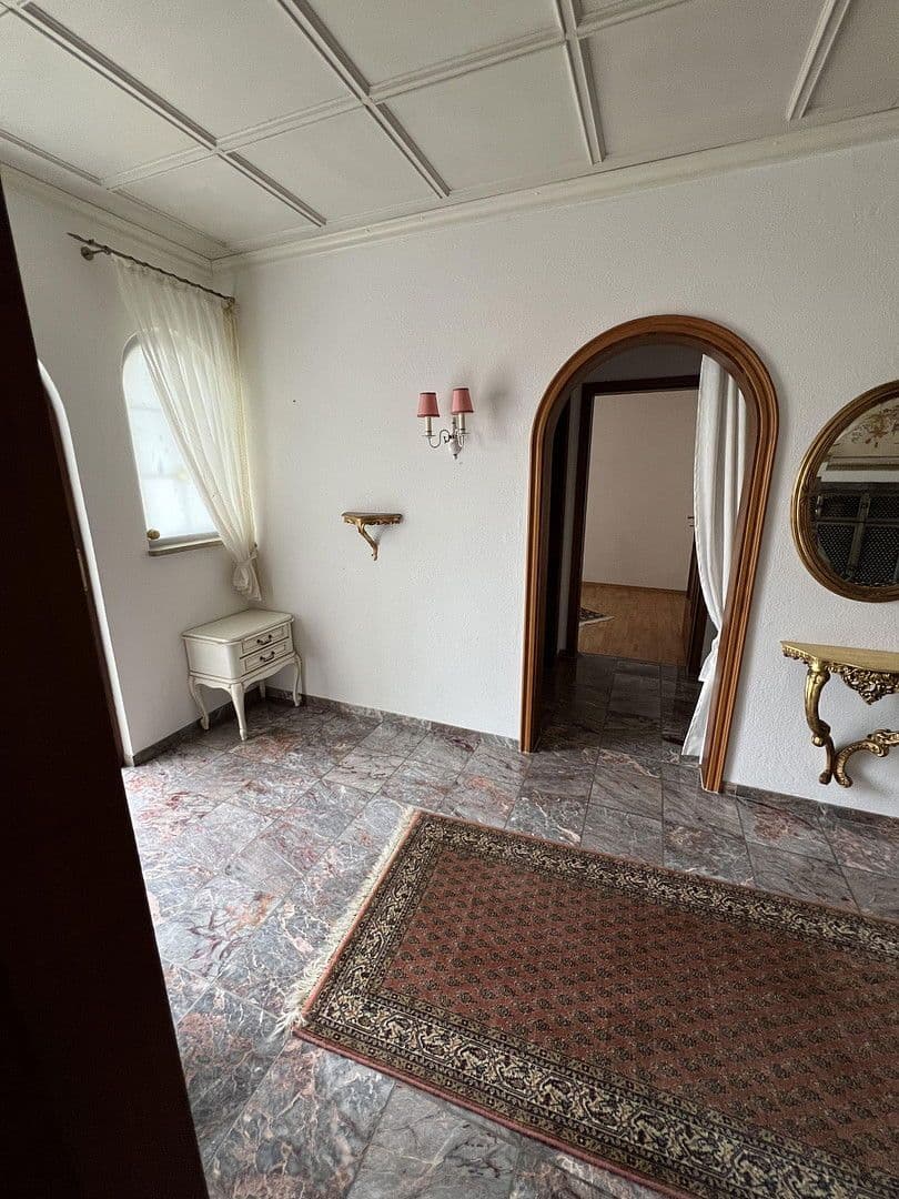 Prodej domu 107 m², pozemek 462 m², Pfarrstraße 17, Ernsgaden, Bavorsko Prodej domu 107 m², pozemek 462 m², Pfarrstraße 17, Ernsgaden, Bavorsko